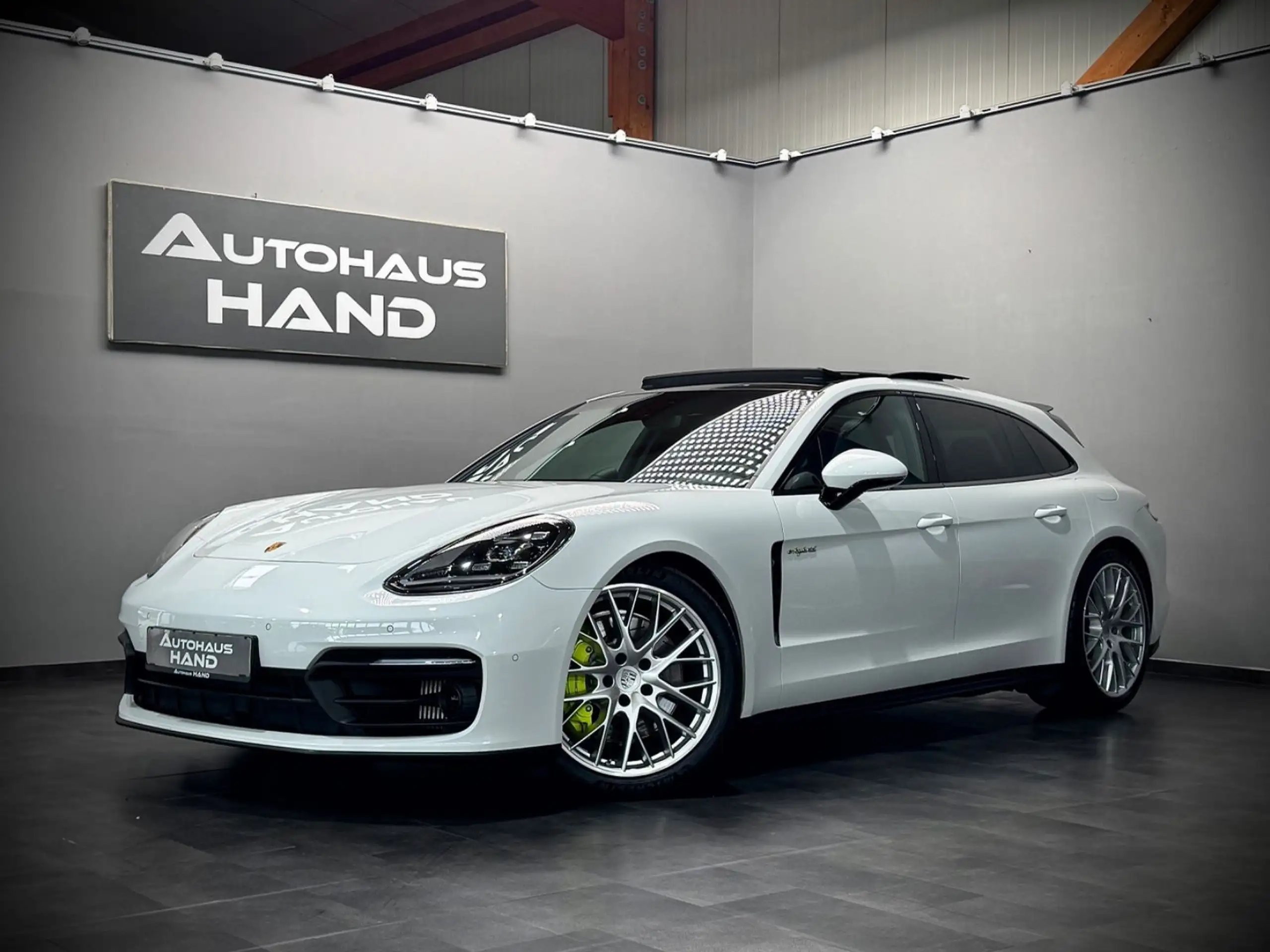 Porsche - Panamera