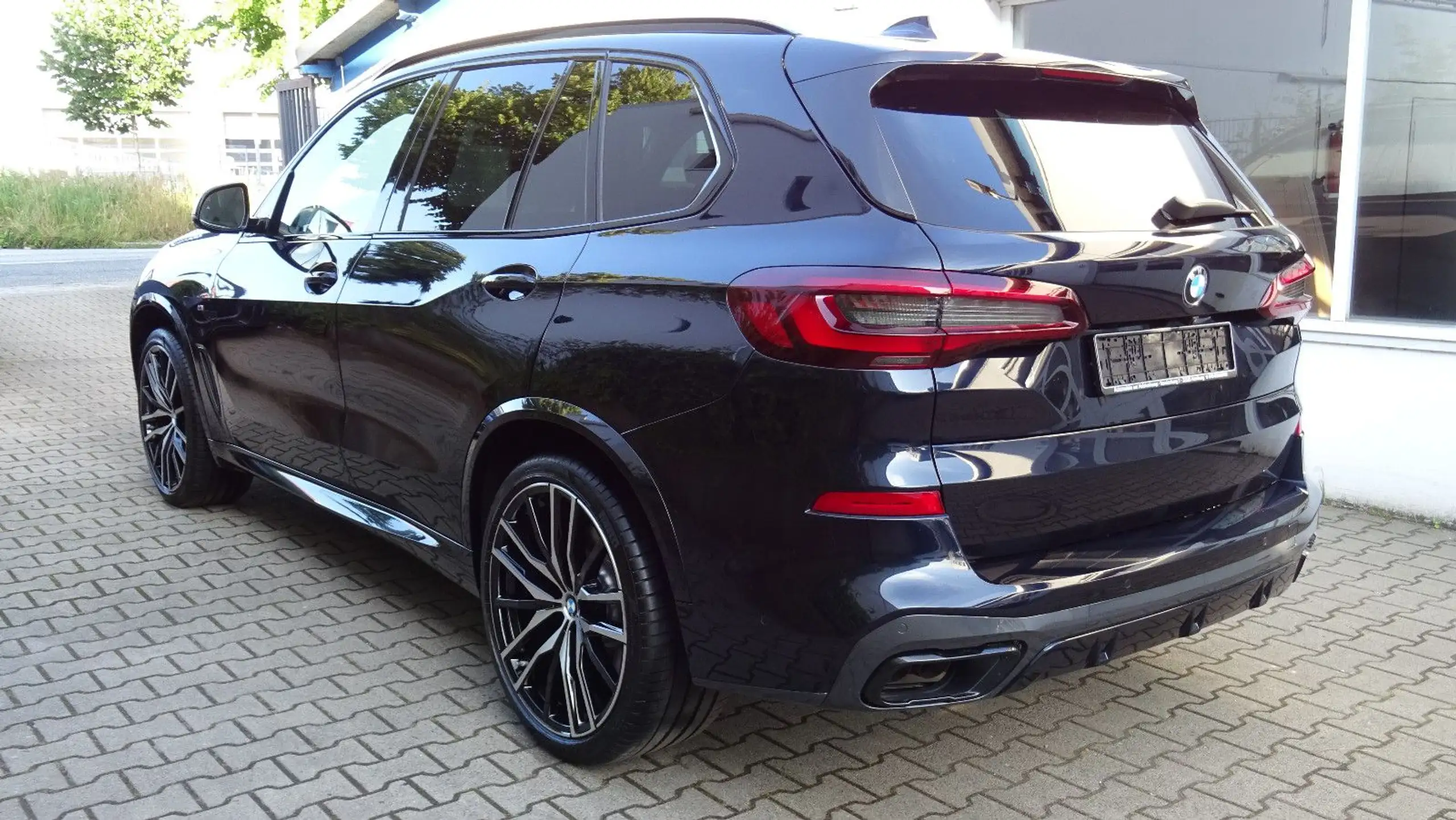 BMW - X5 M