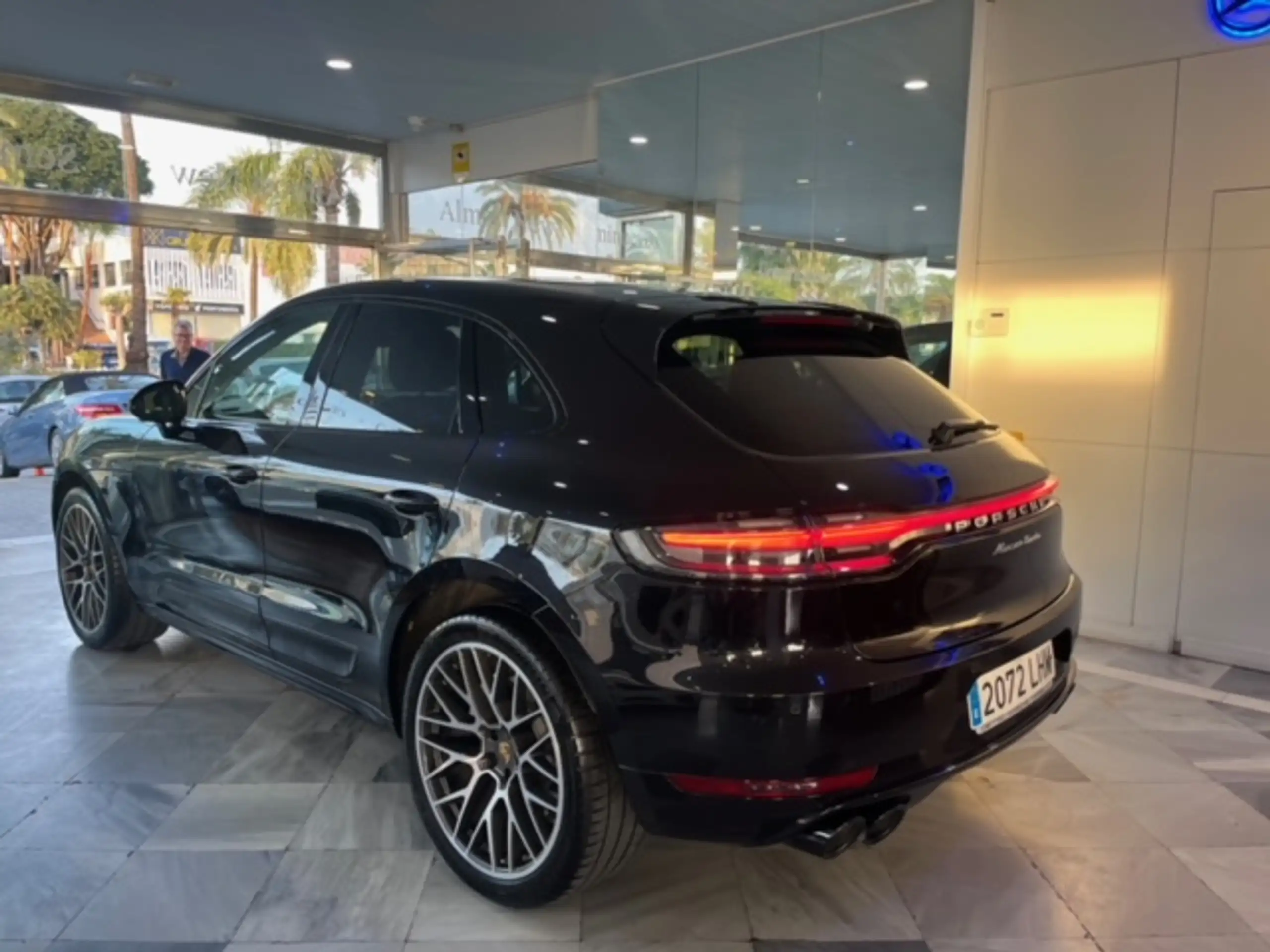 Porsche - Macan