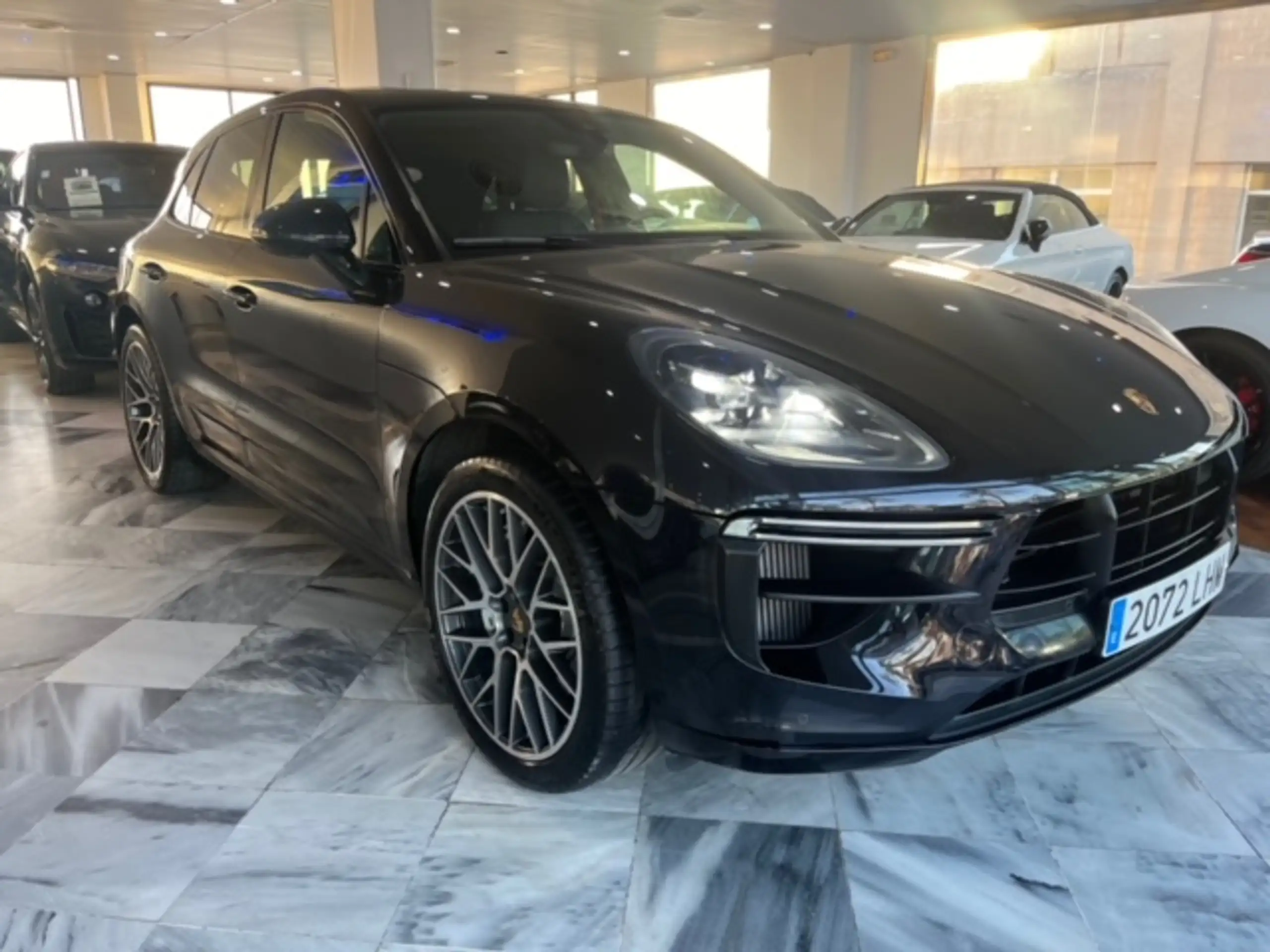 Porsche - Macan