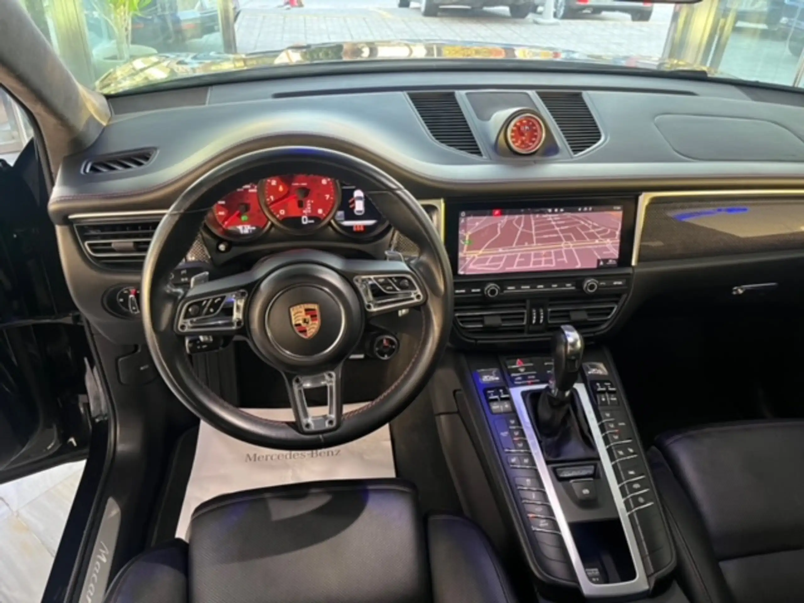 Porsche - Macan