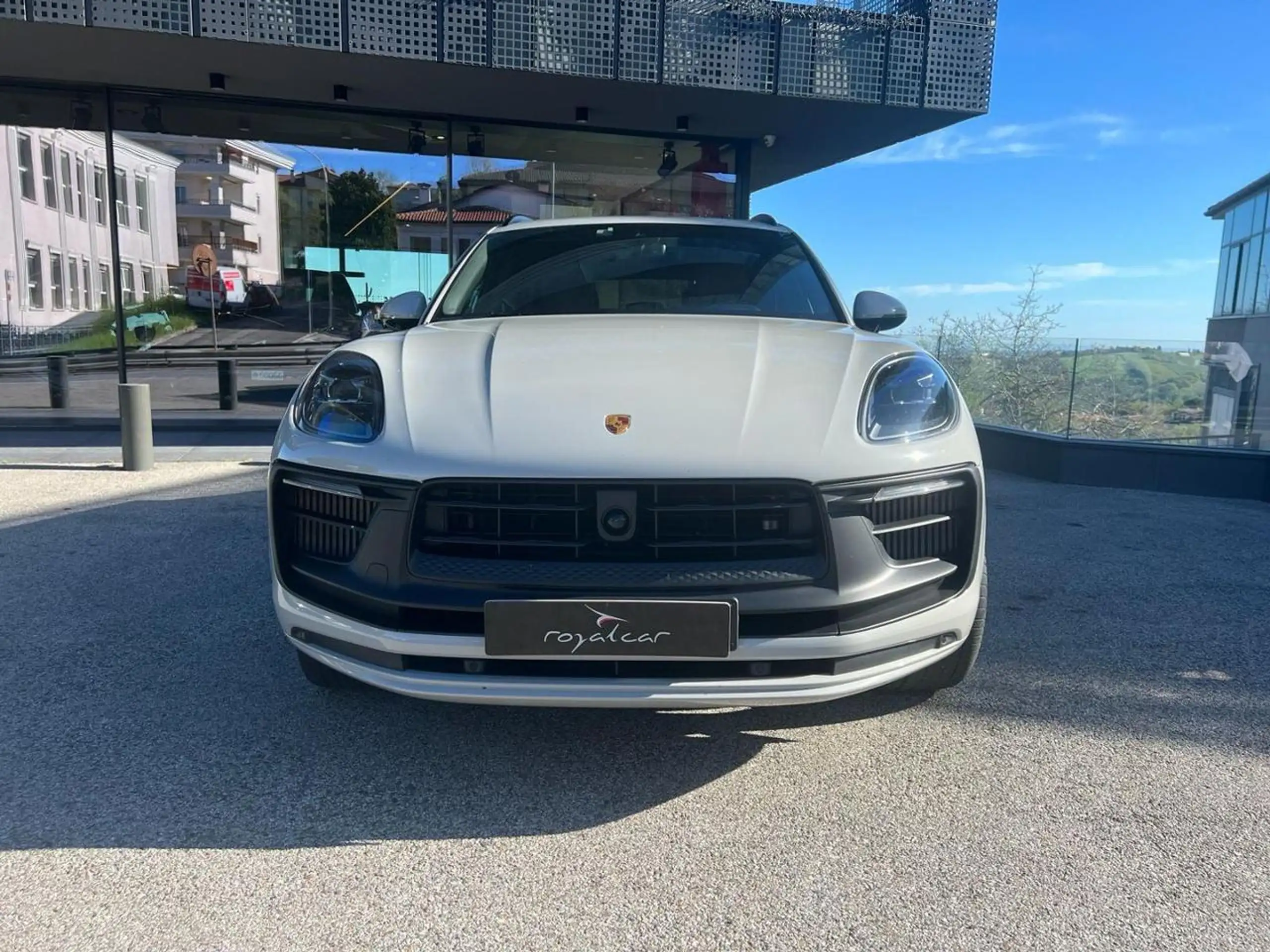 Porsche - Macan