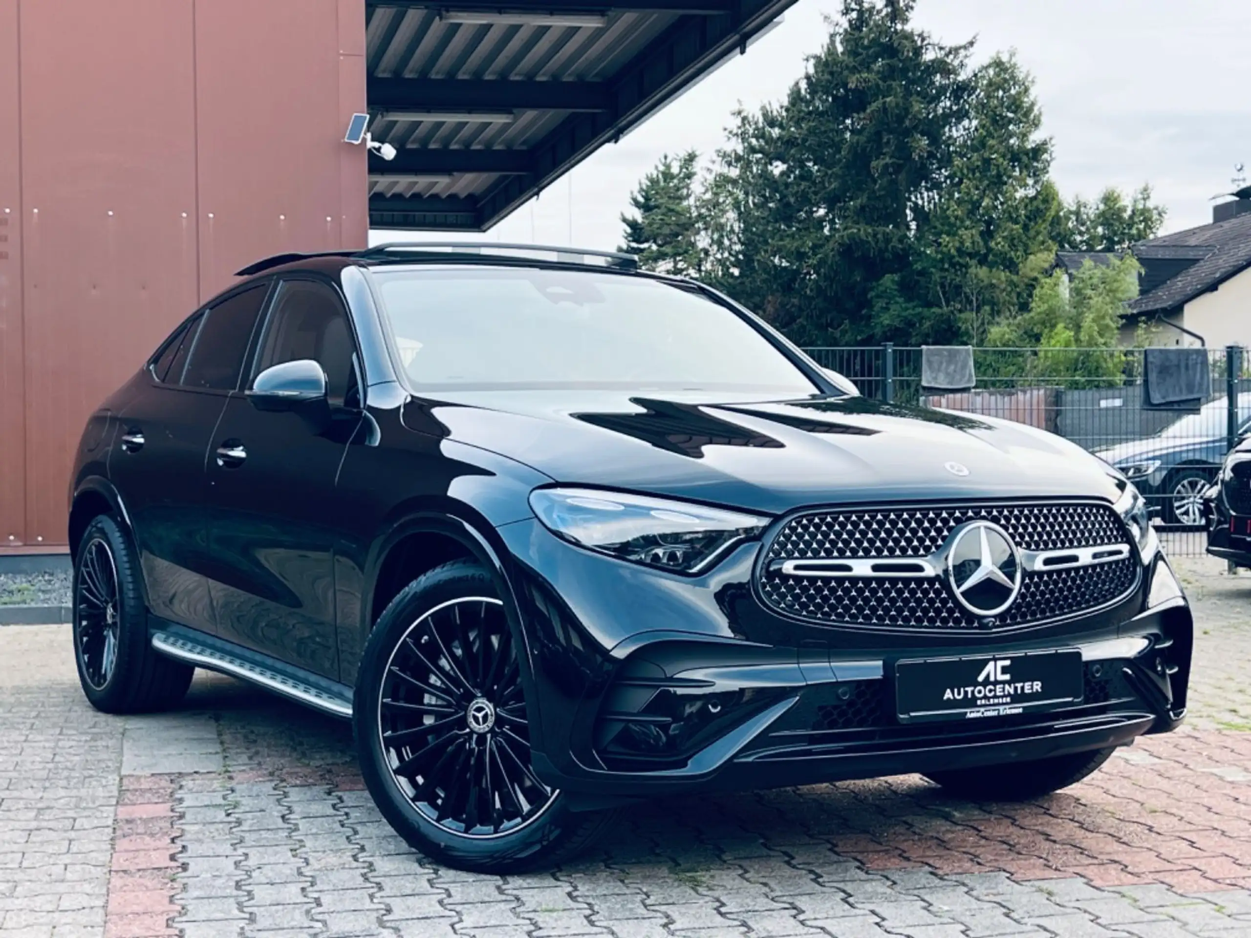 Mercedes-Benz - GLC 300