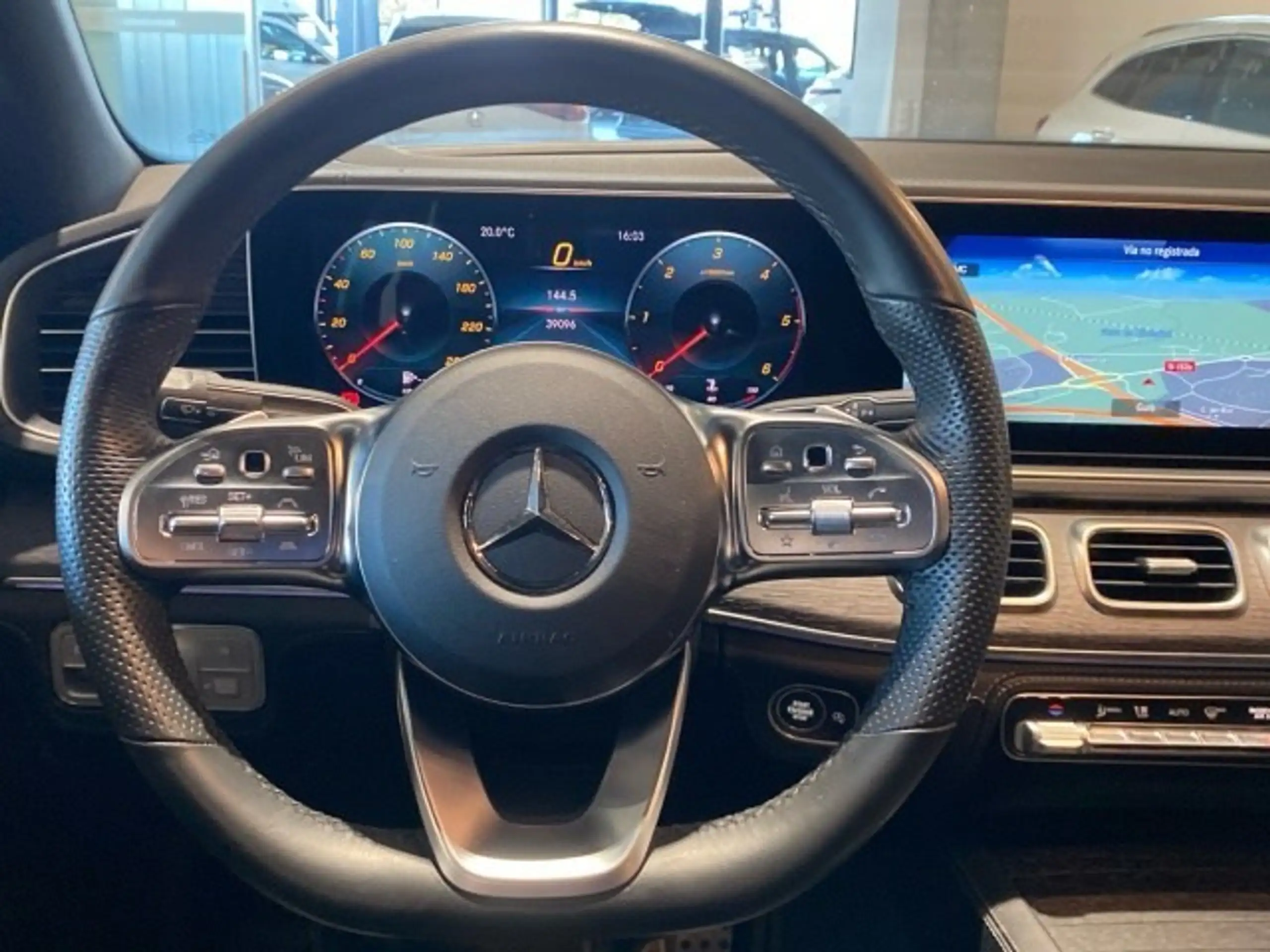 Mercedes-Benz - GLE 400