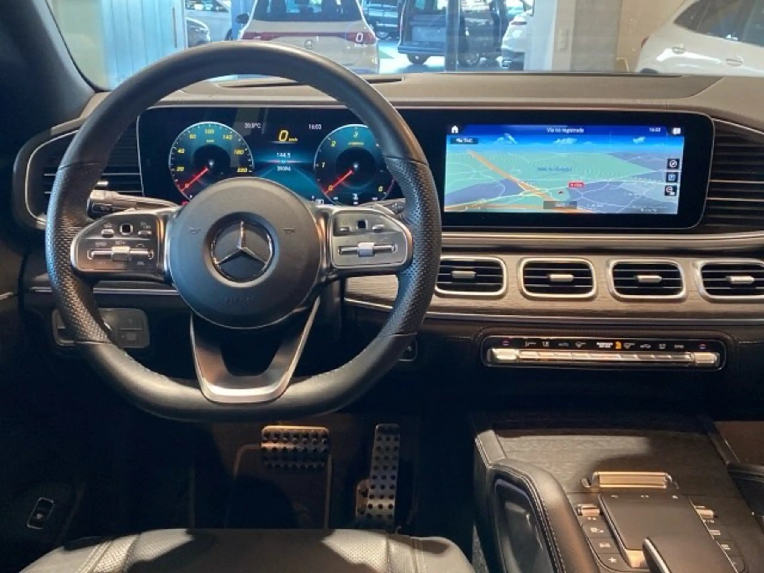 Mercedes-Benz - GLE 400