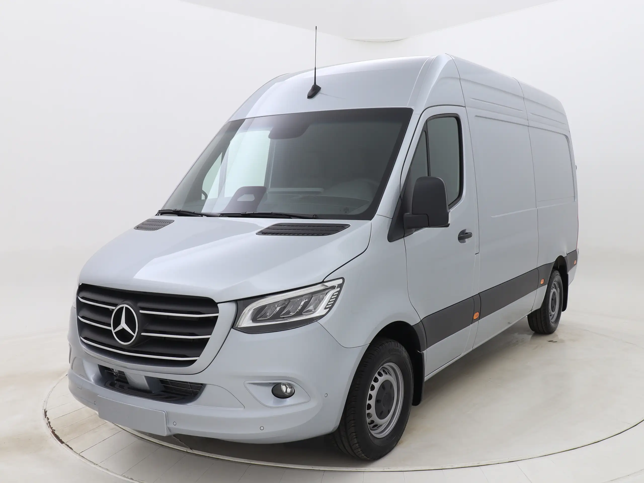 Mercedes-Benz - Sprinter