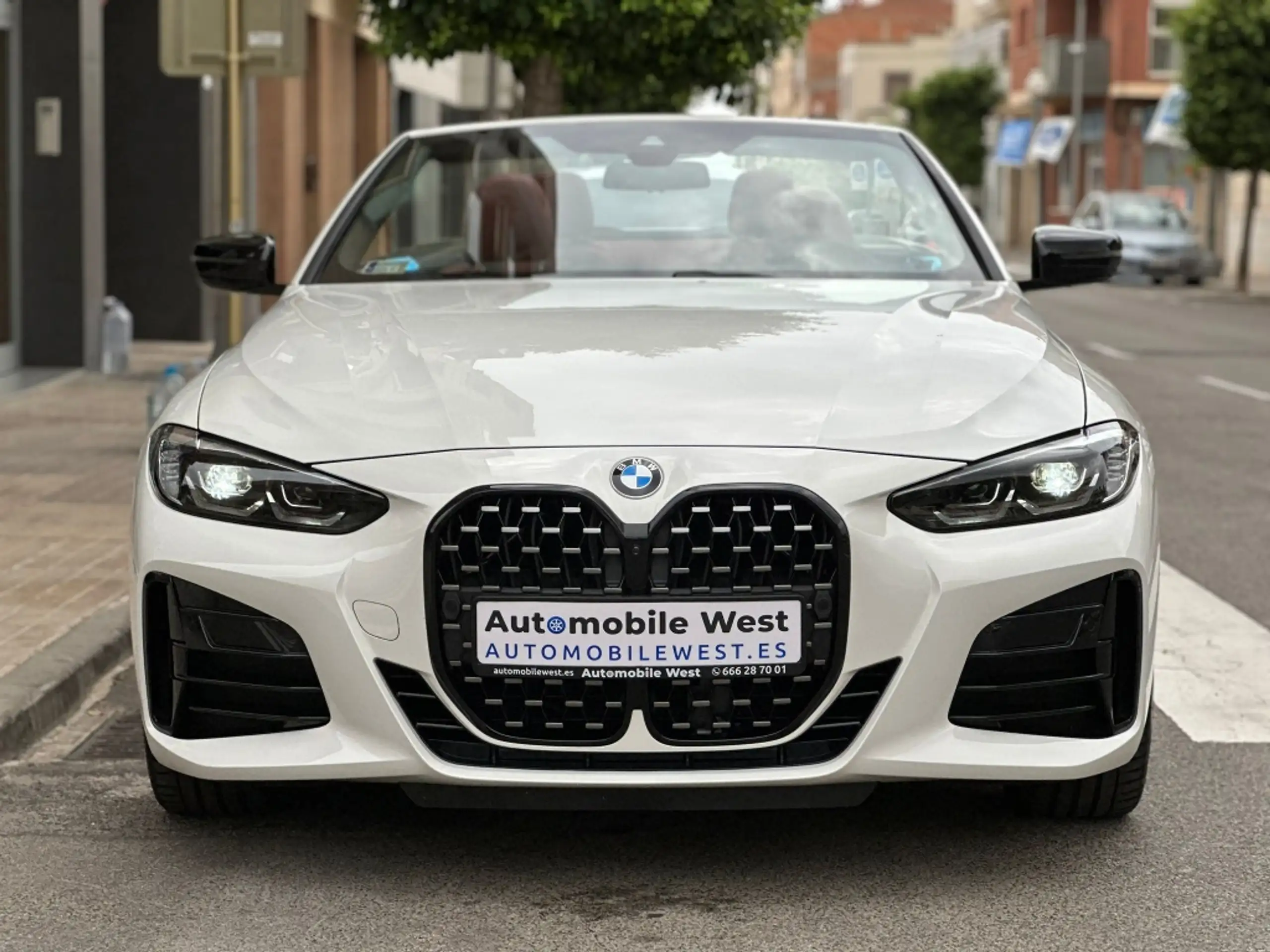 BMW - 440