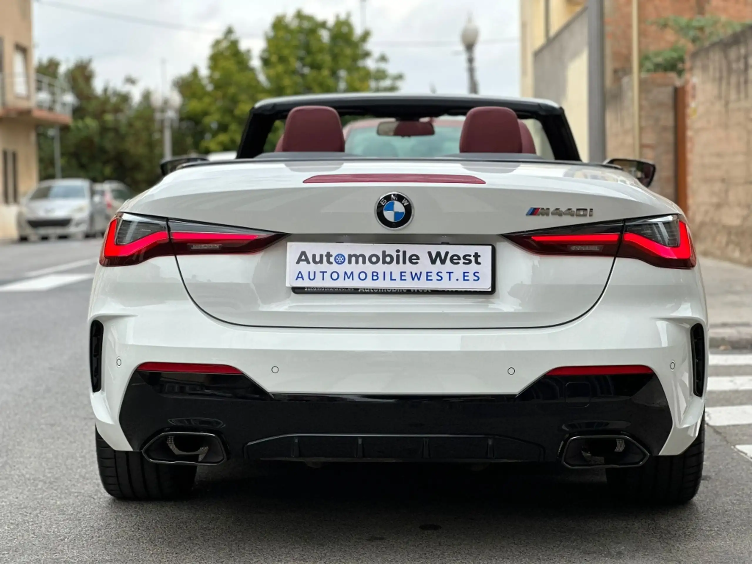 BMW - 440