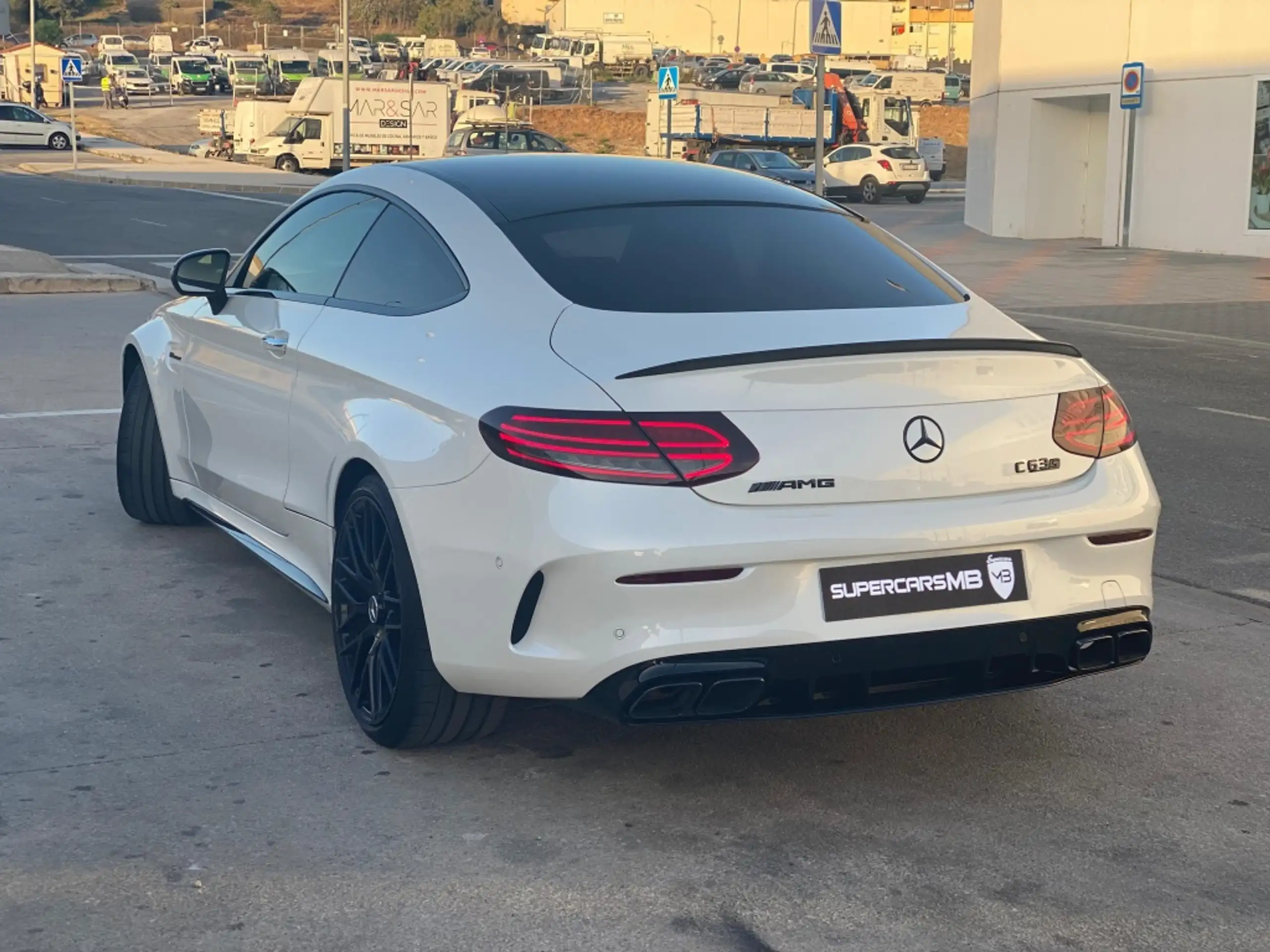 Mercedes-Benz - C 63 AMG