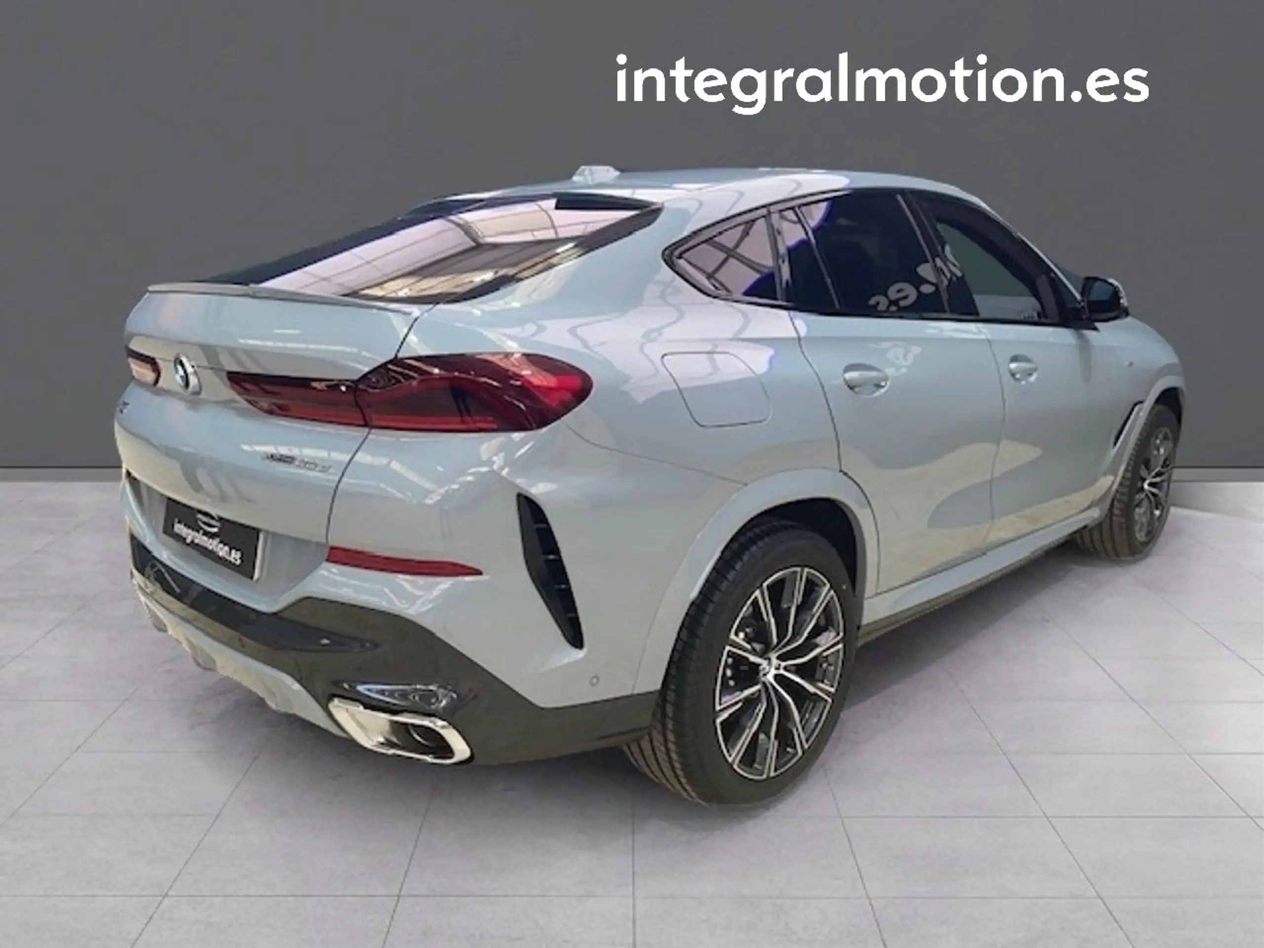 BMW - X6