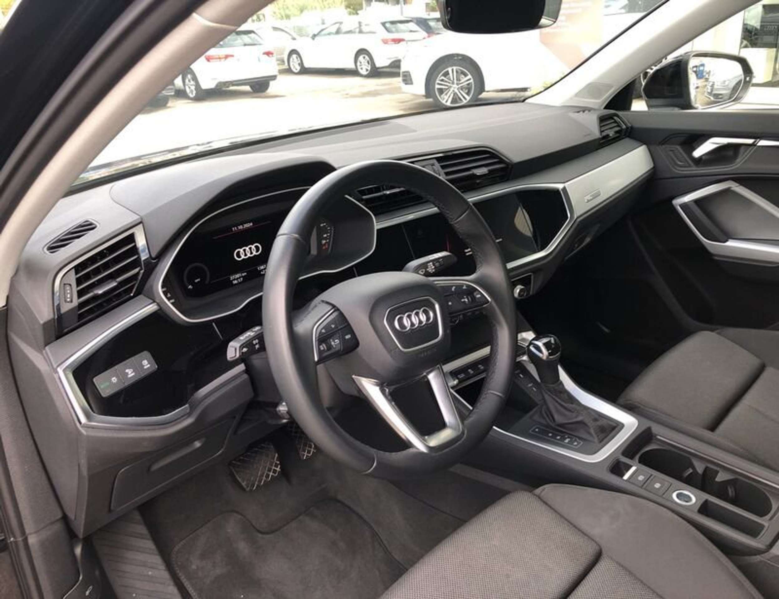 Audi - Q3