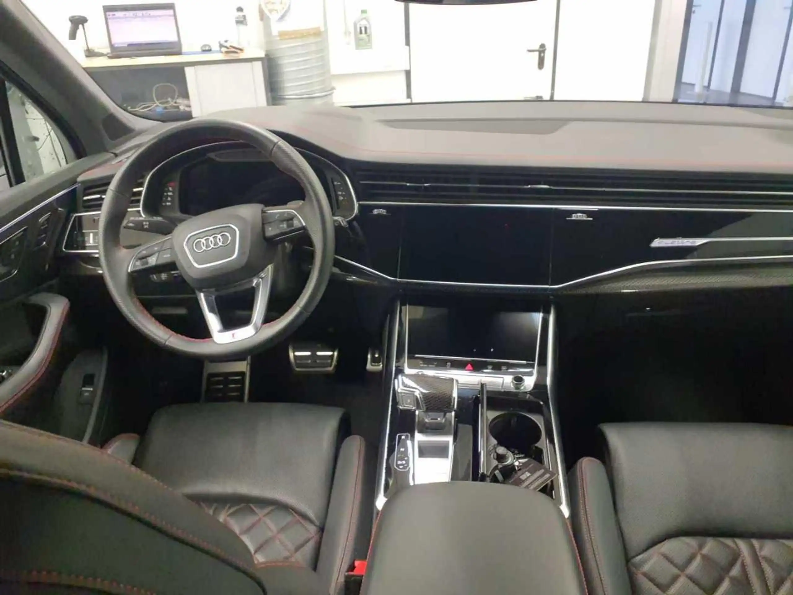 Audi - Q7