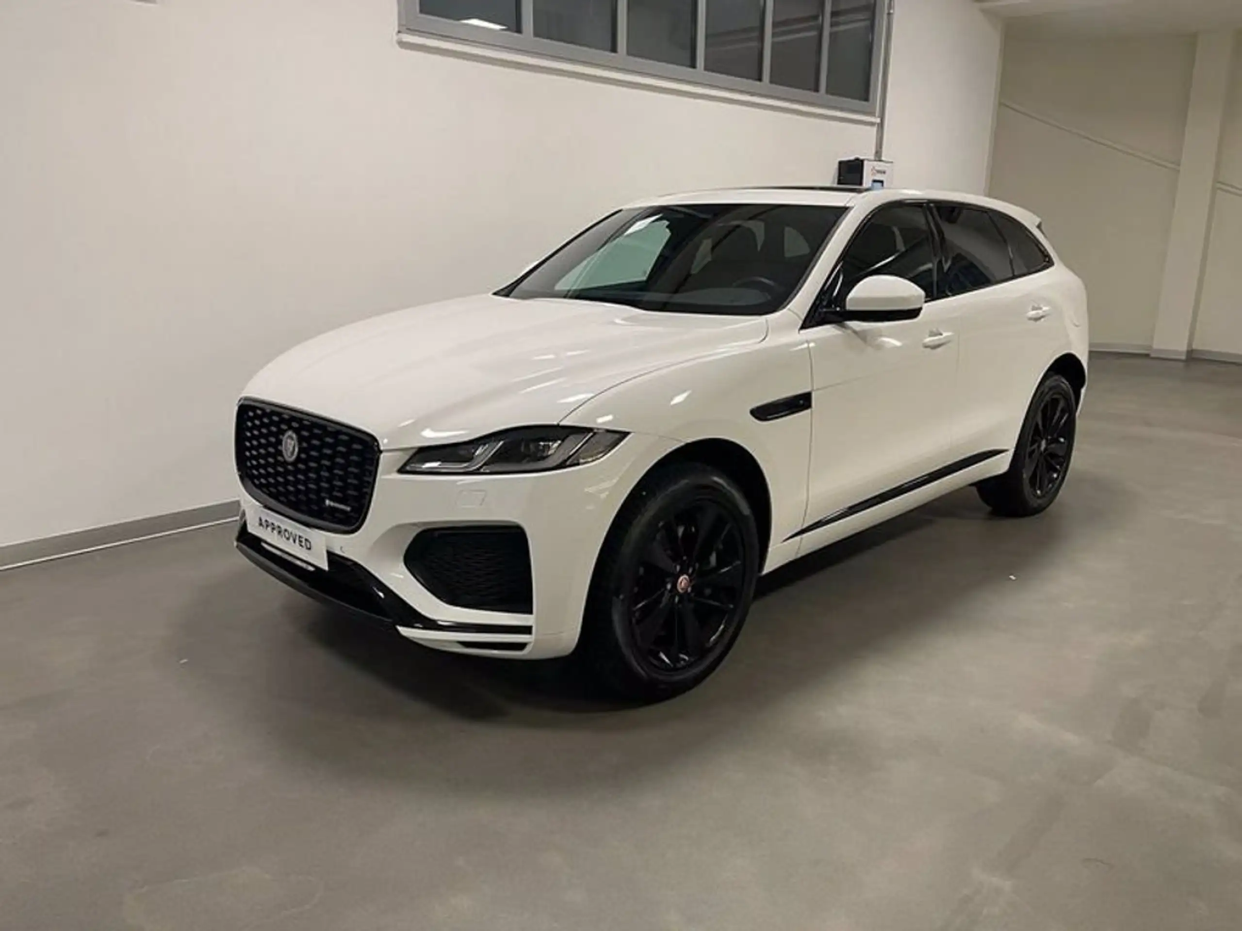 Jaguar - F-Pace