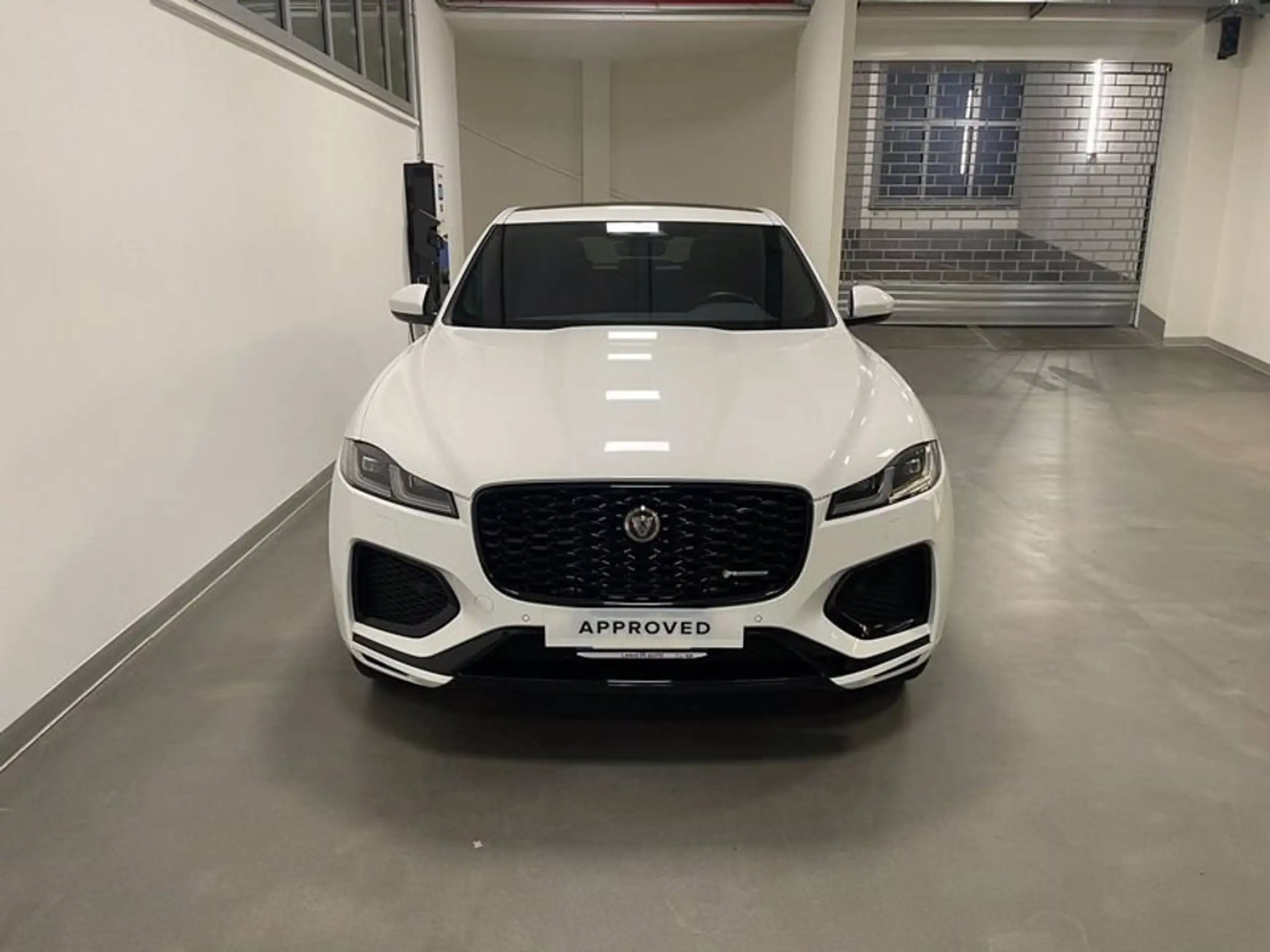 Jaguar - F-Pace