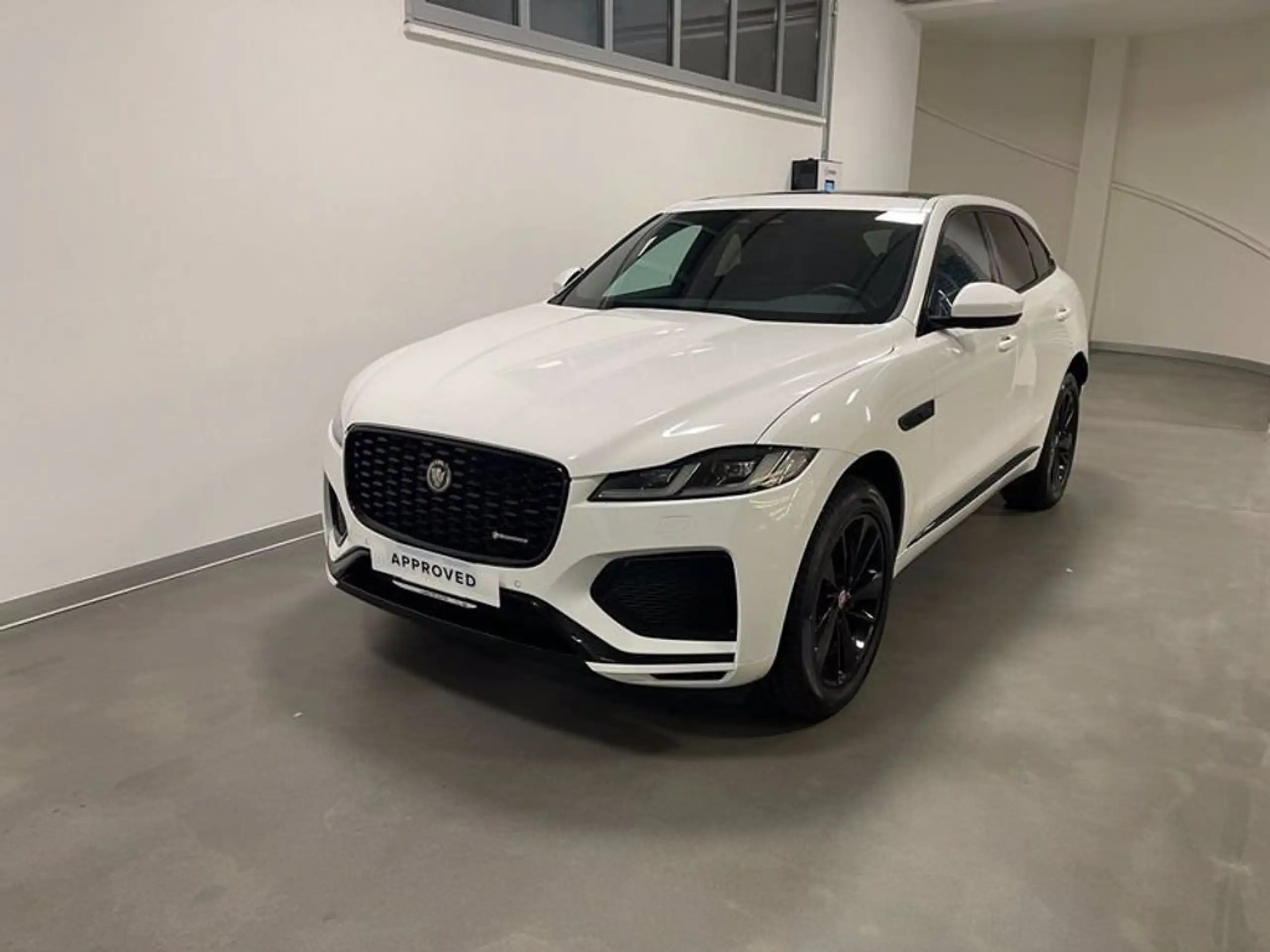 Jaguar - F-Pace