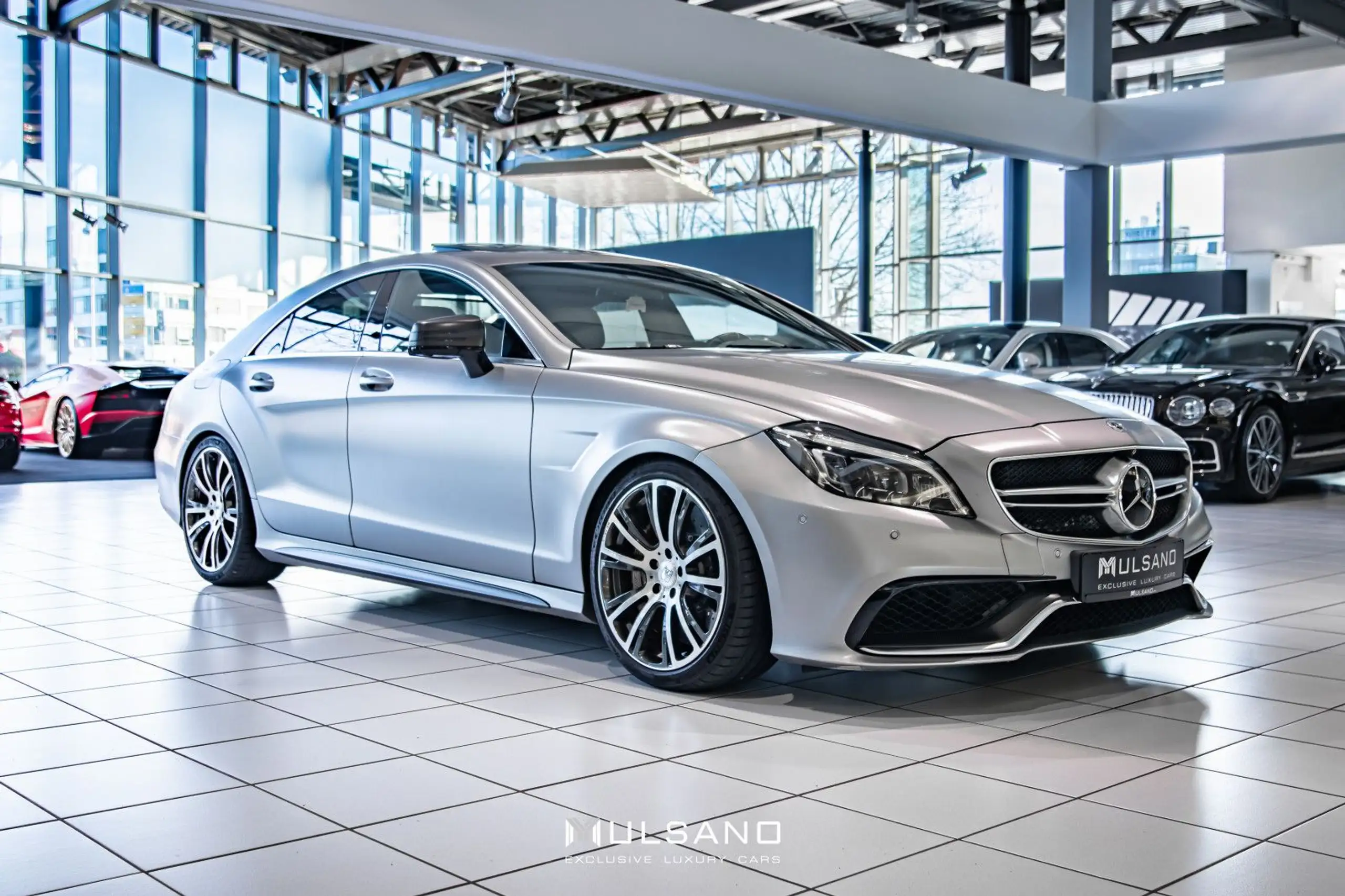 Mercedes-Benz - CLS 63 AMG