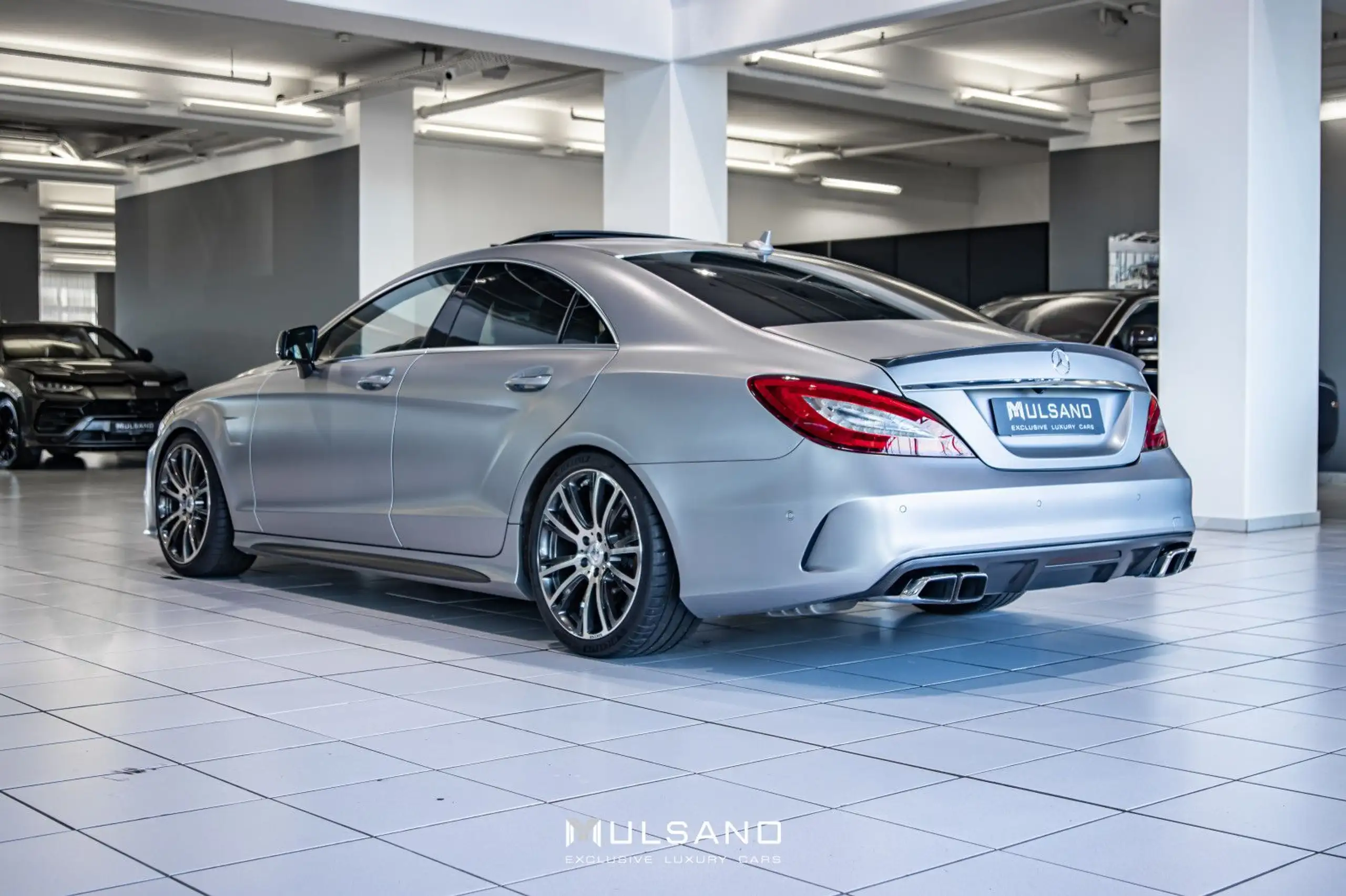 Mercedes-Benz - CLS 63 AMG