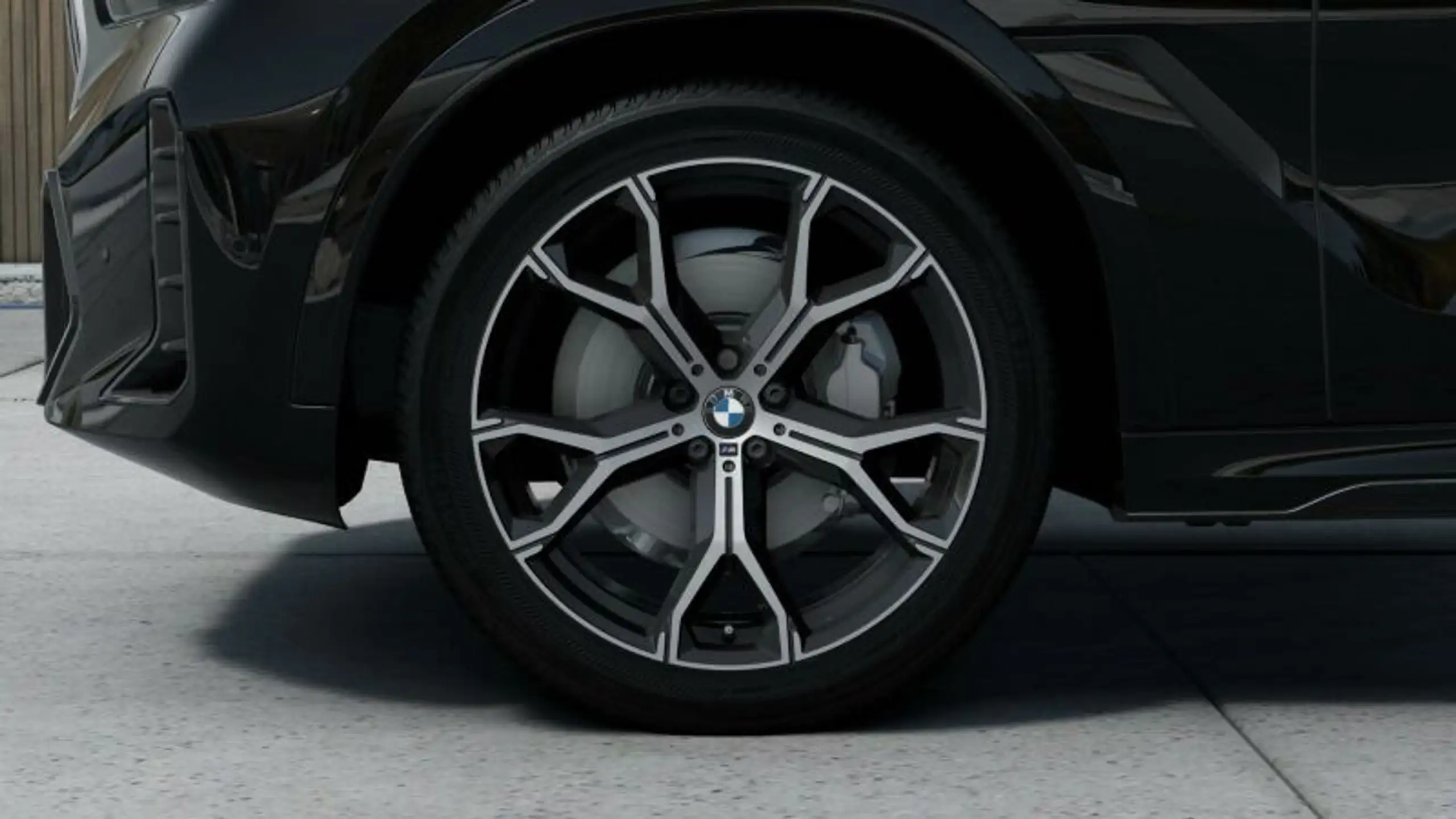 BMW - X6