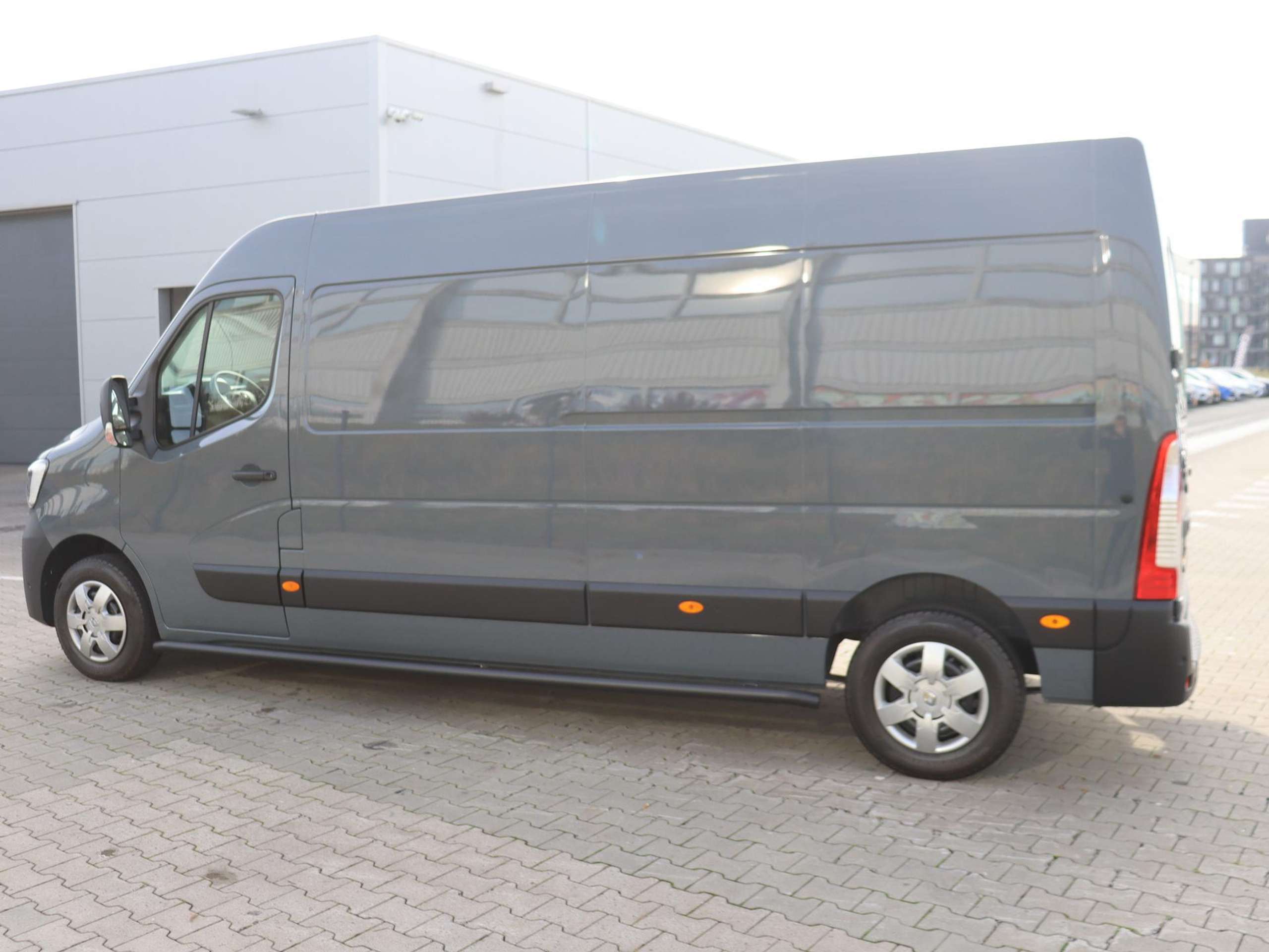 Renault - Master