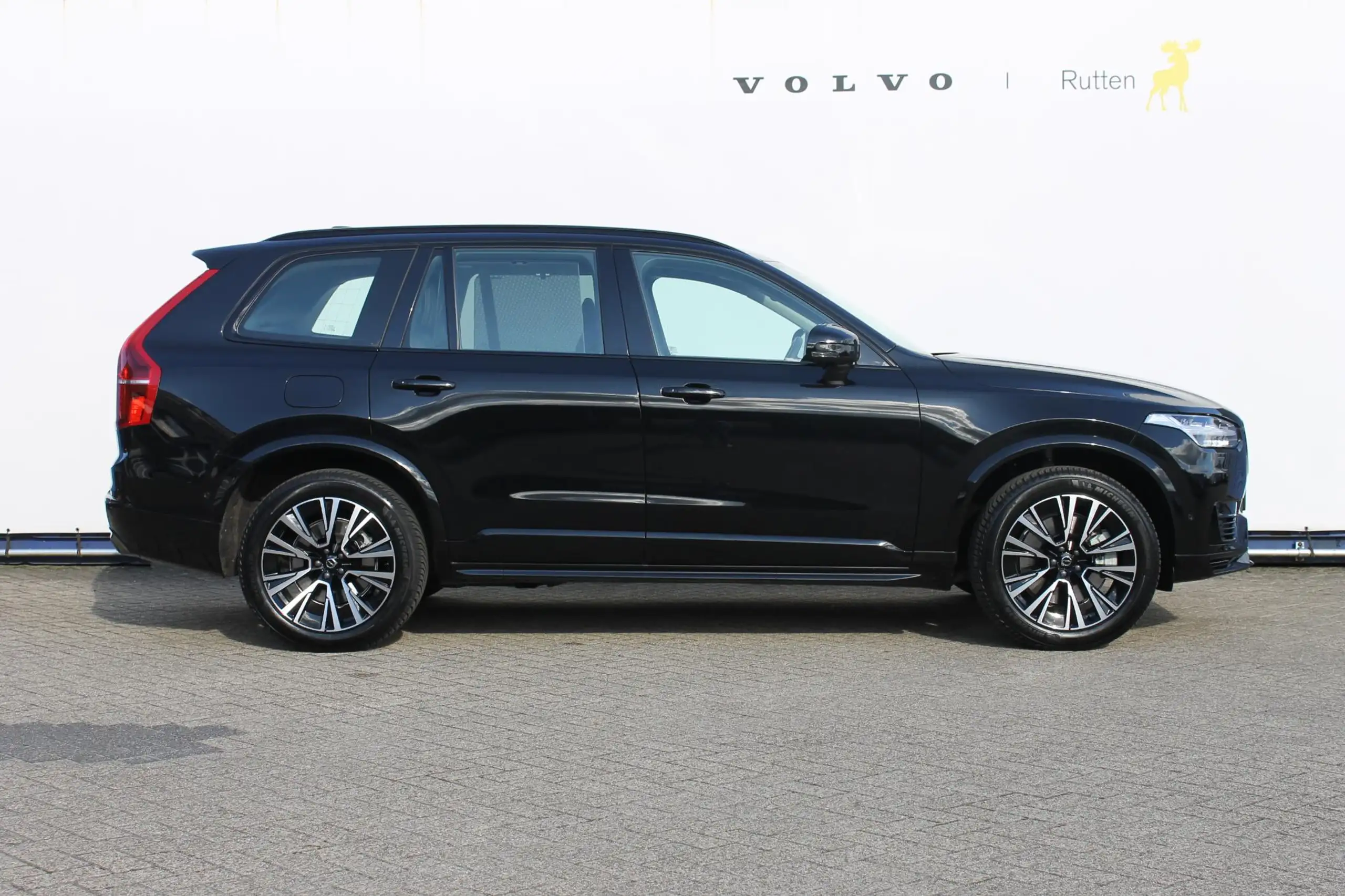 Volvo - XC90