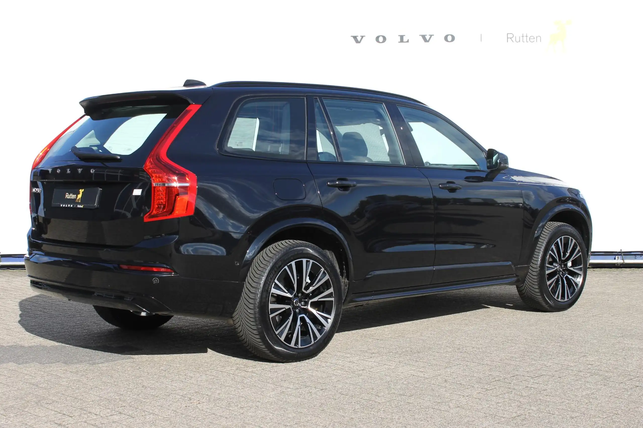 Volvo - XC90