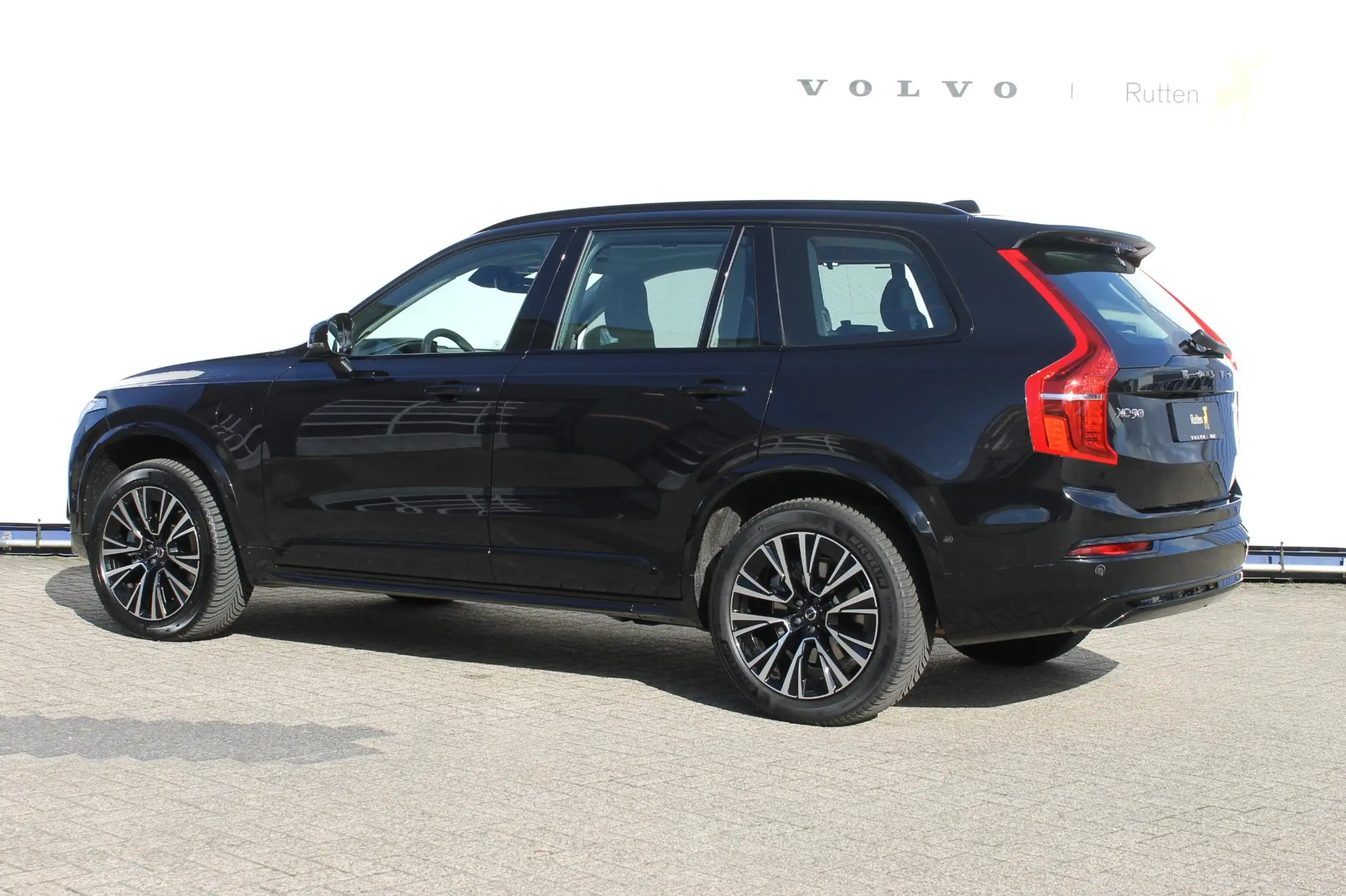 Volvo - XC90