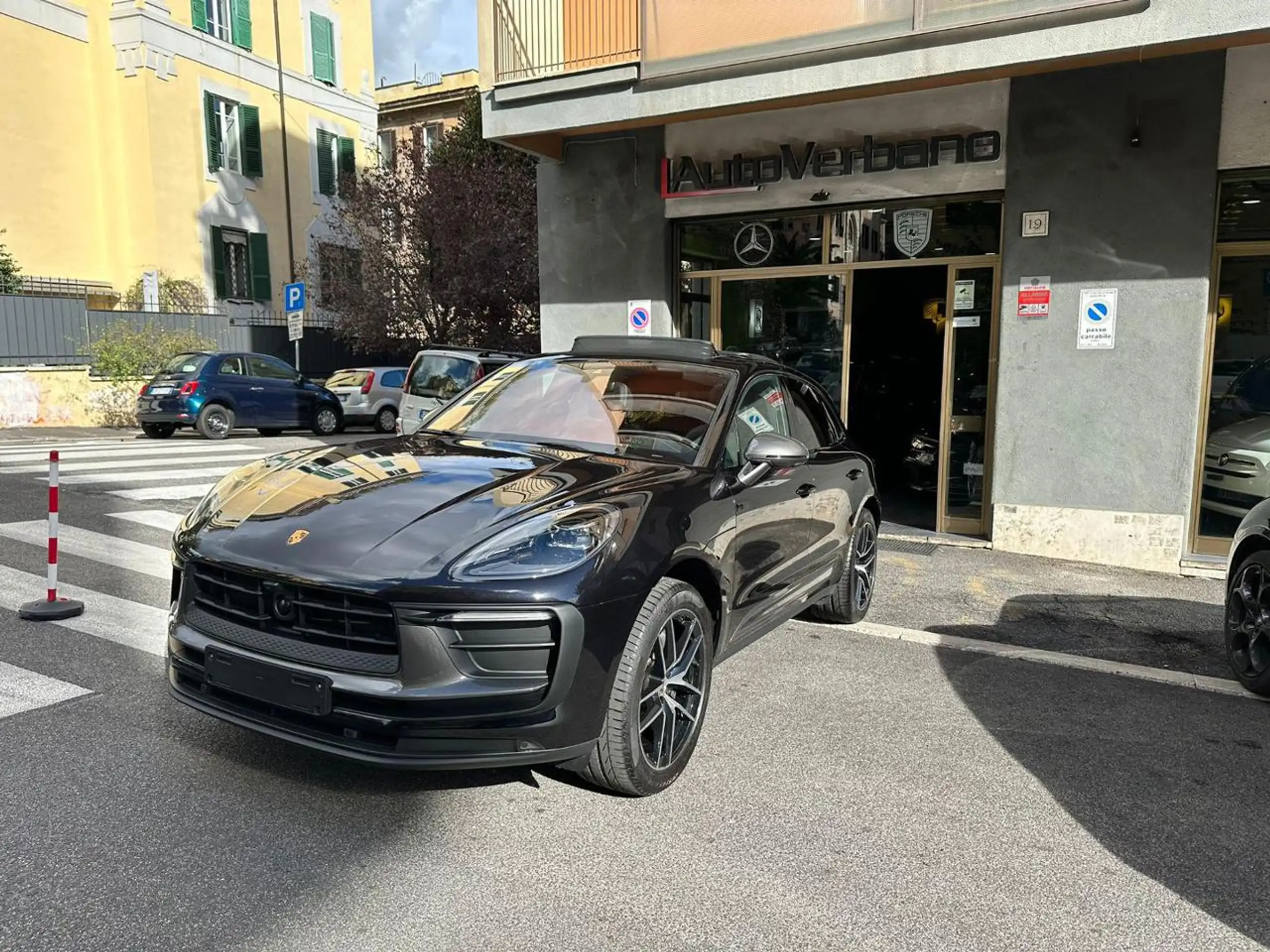 Porsche - Macan