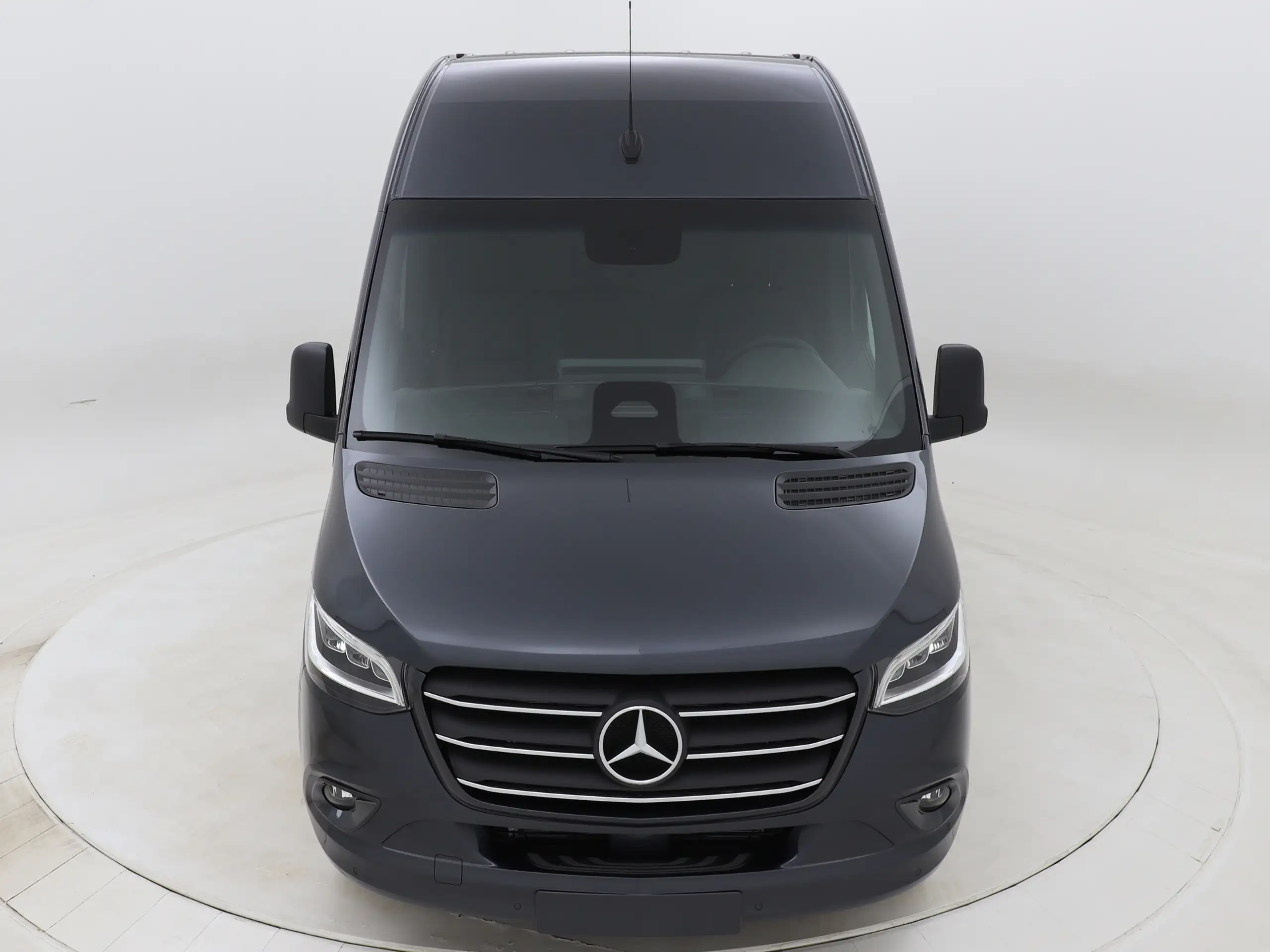 Mercedes-Benz - Sprinter