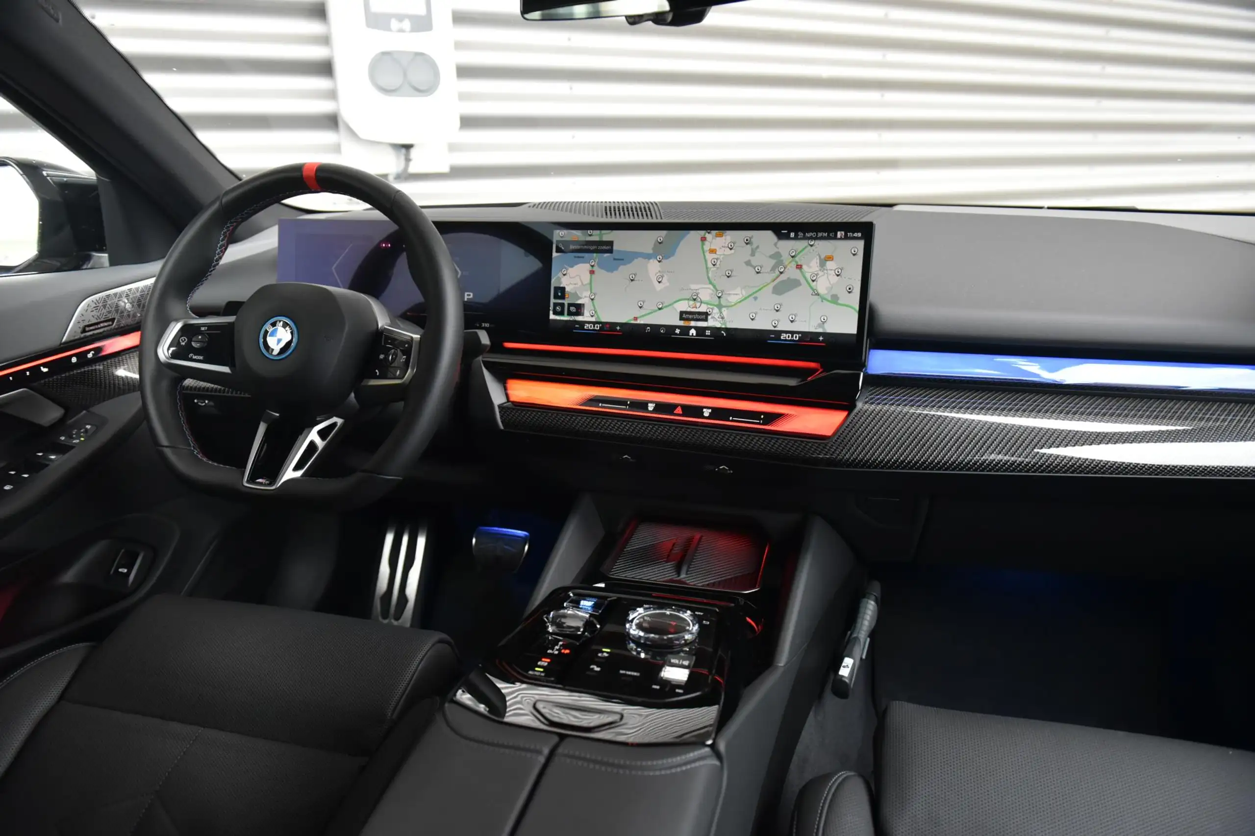 BMW - i5