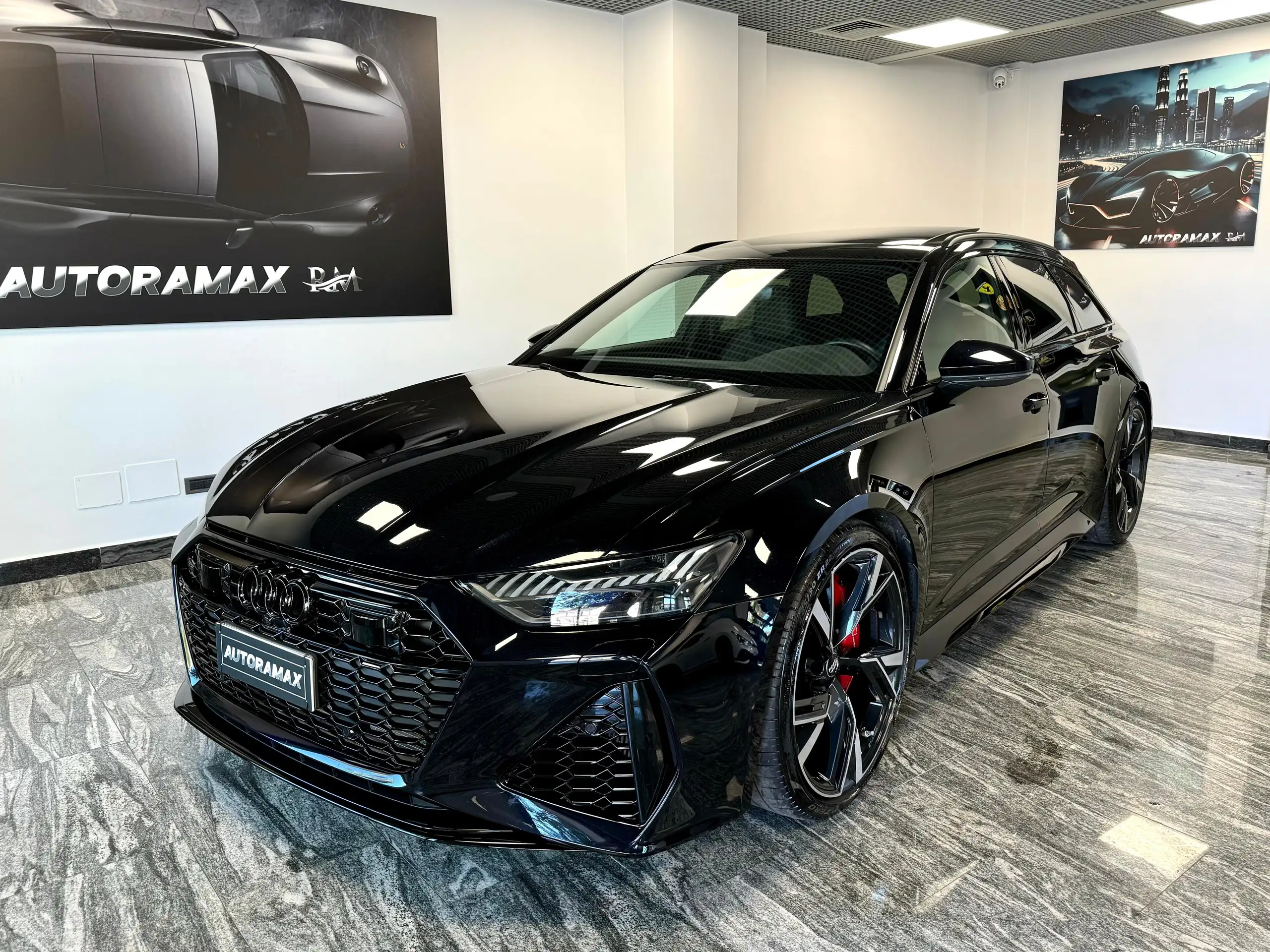 Audi - RS6