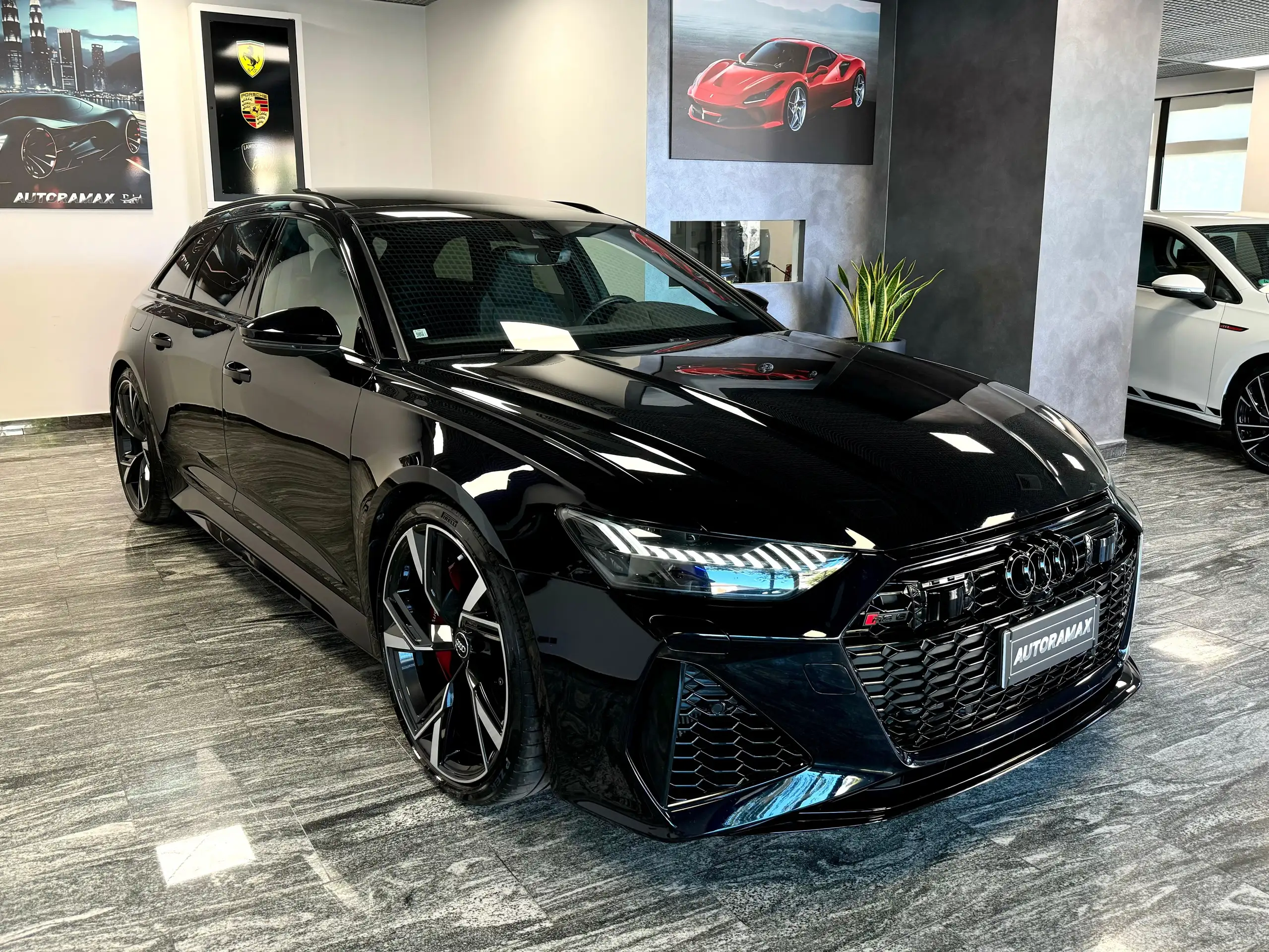 Audi - RS6