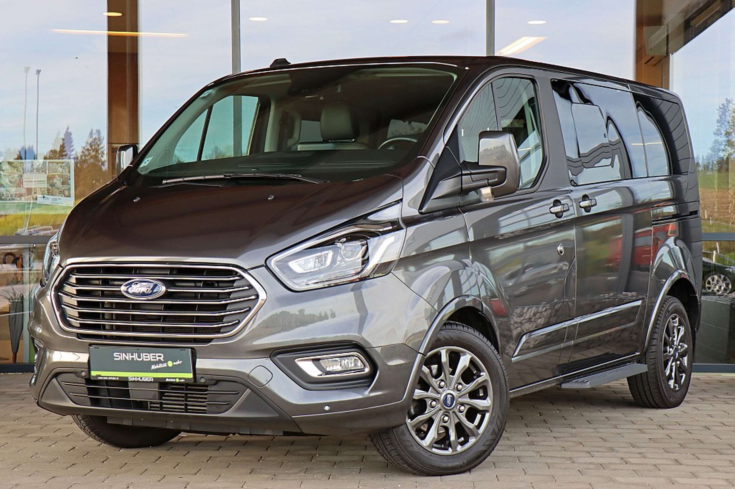 Ford Tourneo Custom 2019