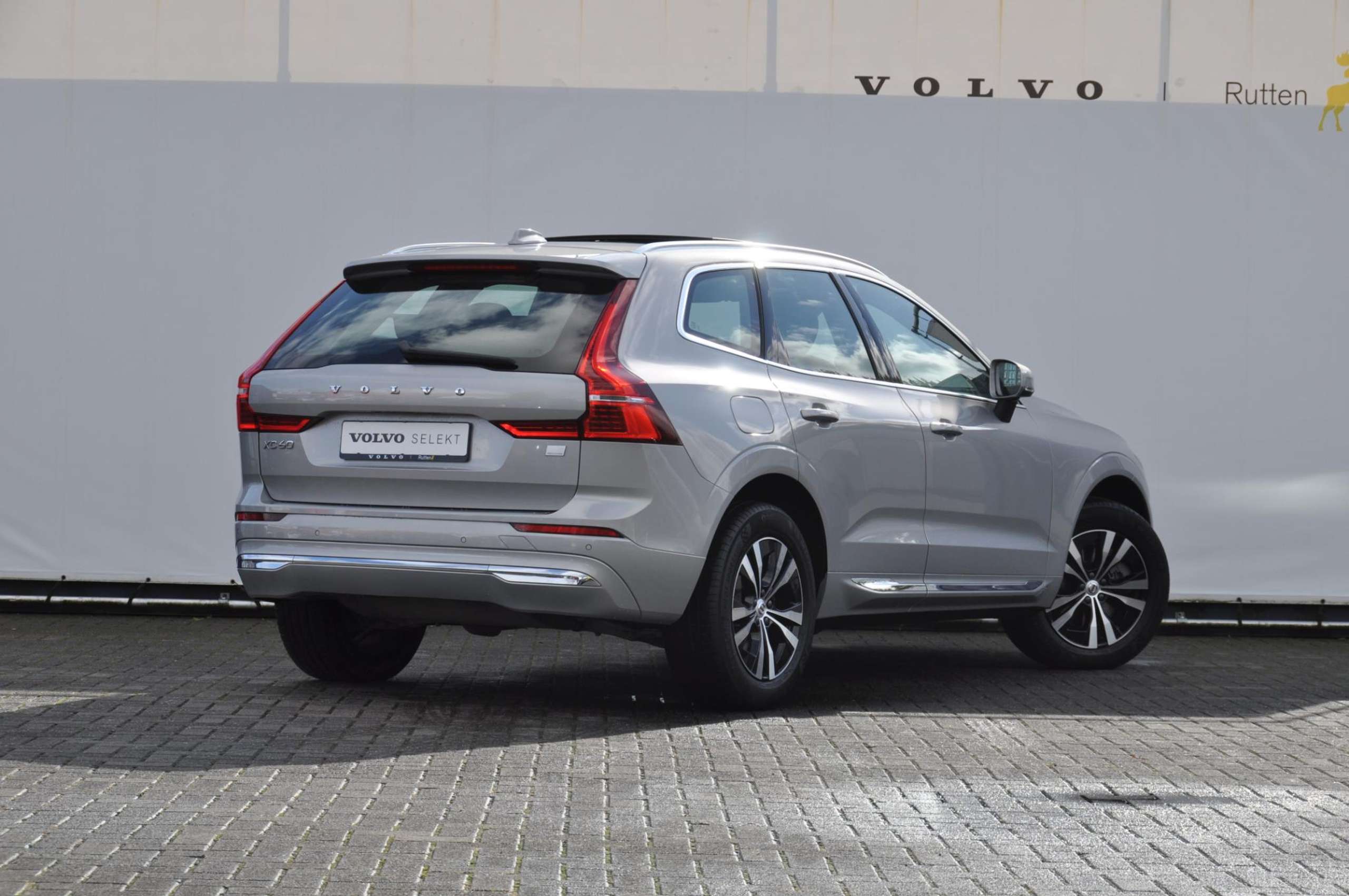 Volvo - XC60