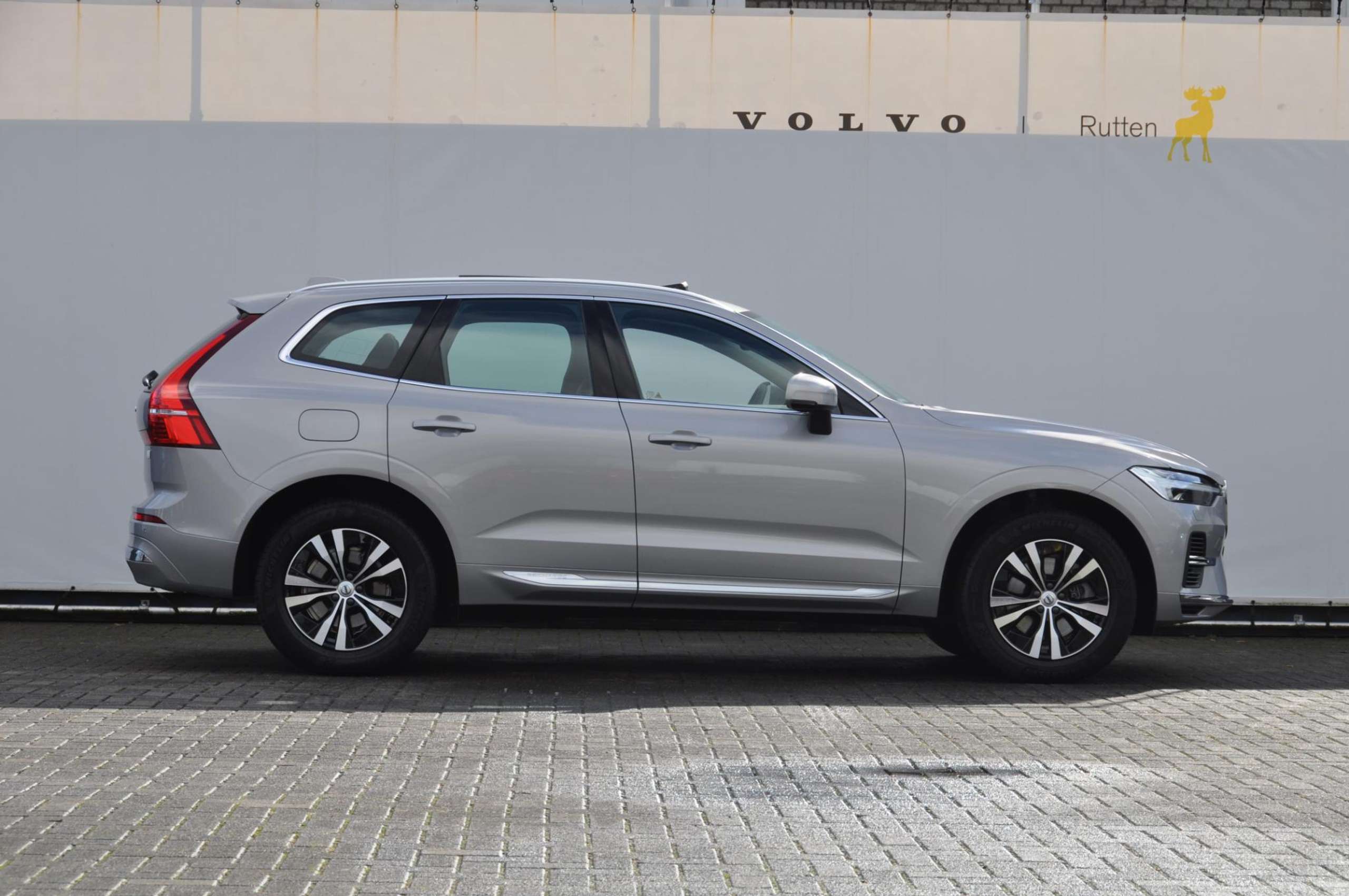 Volvo - XC60