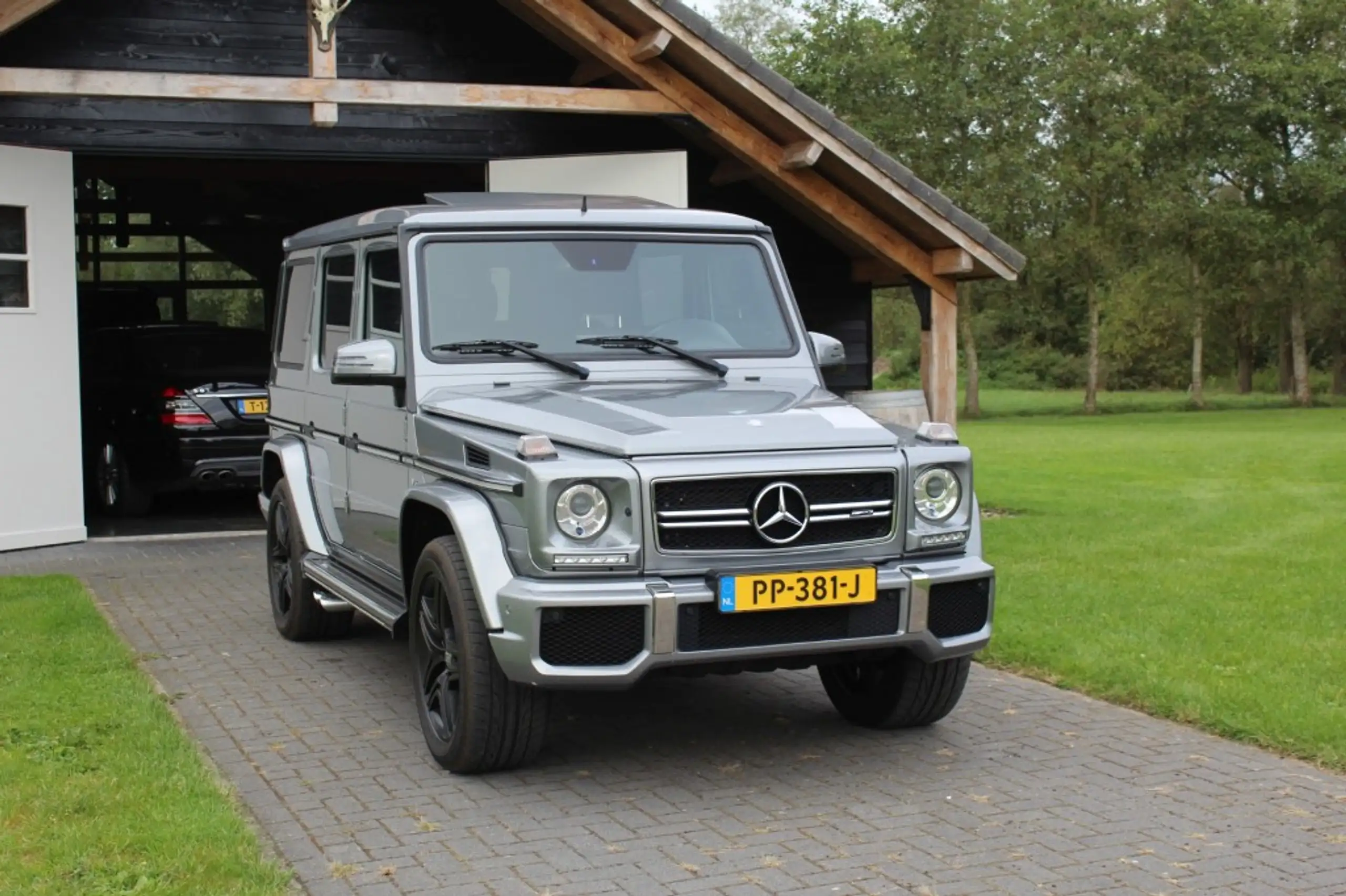 Mercedes-Benz - G 63 AMG