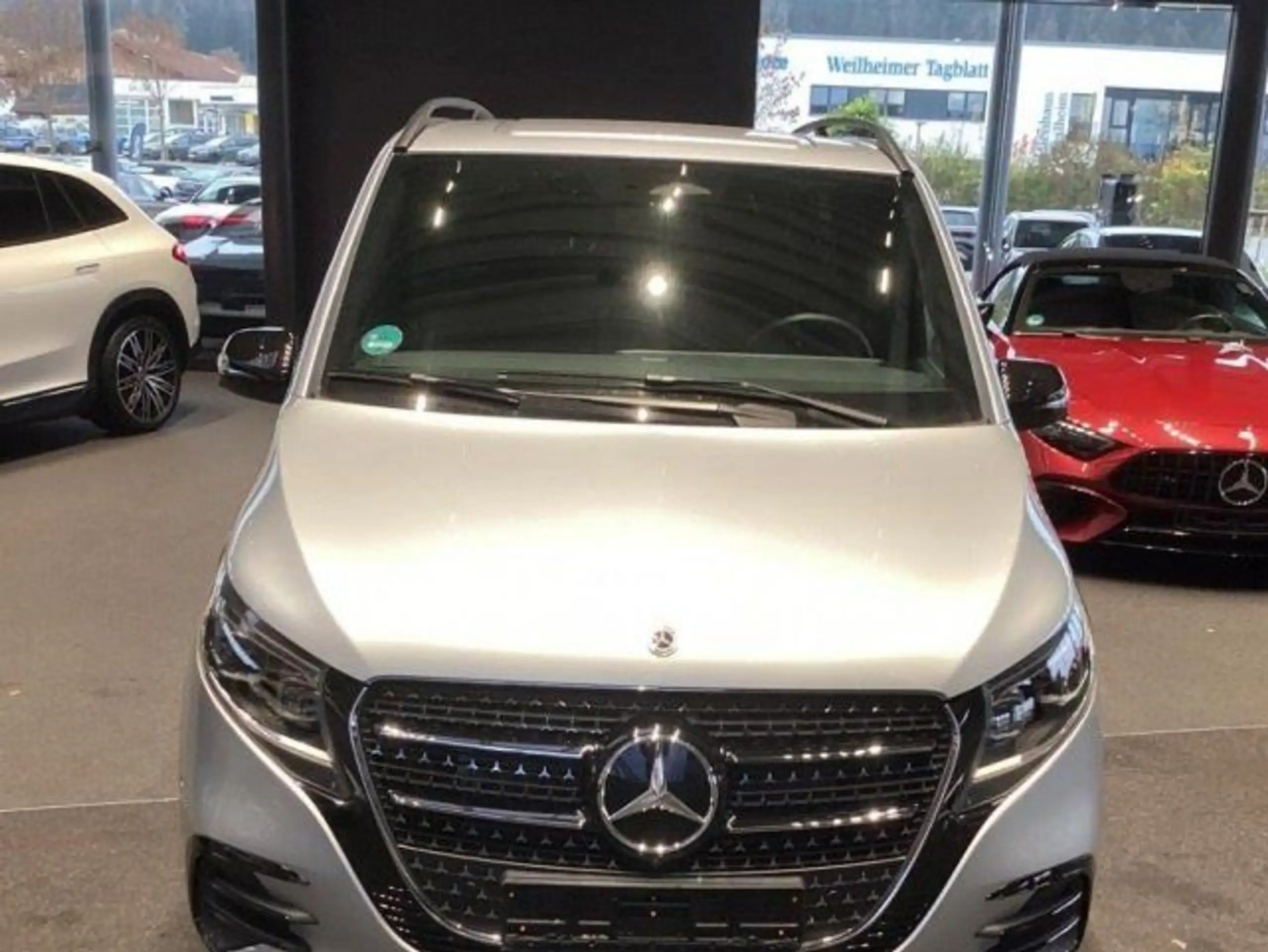 Mercedes-Benz - V 300