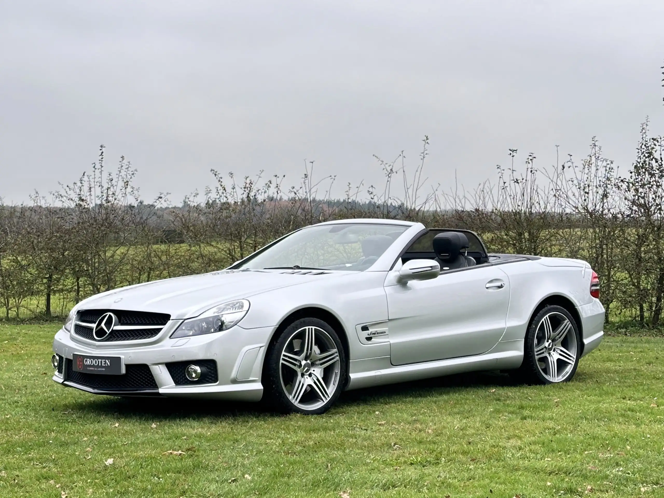 Mercedes-Benz - SL 63 AMG