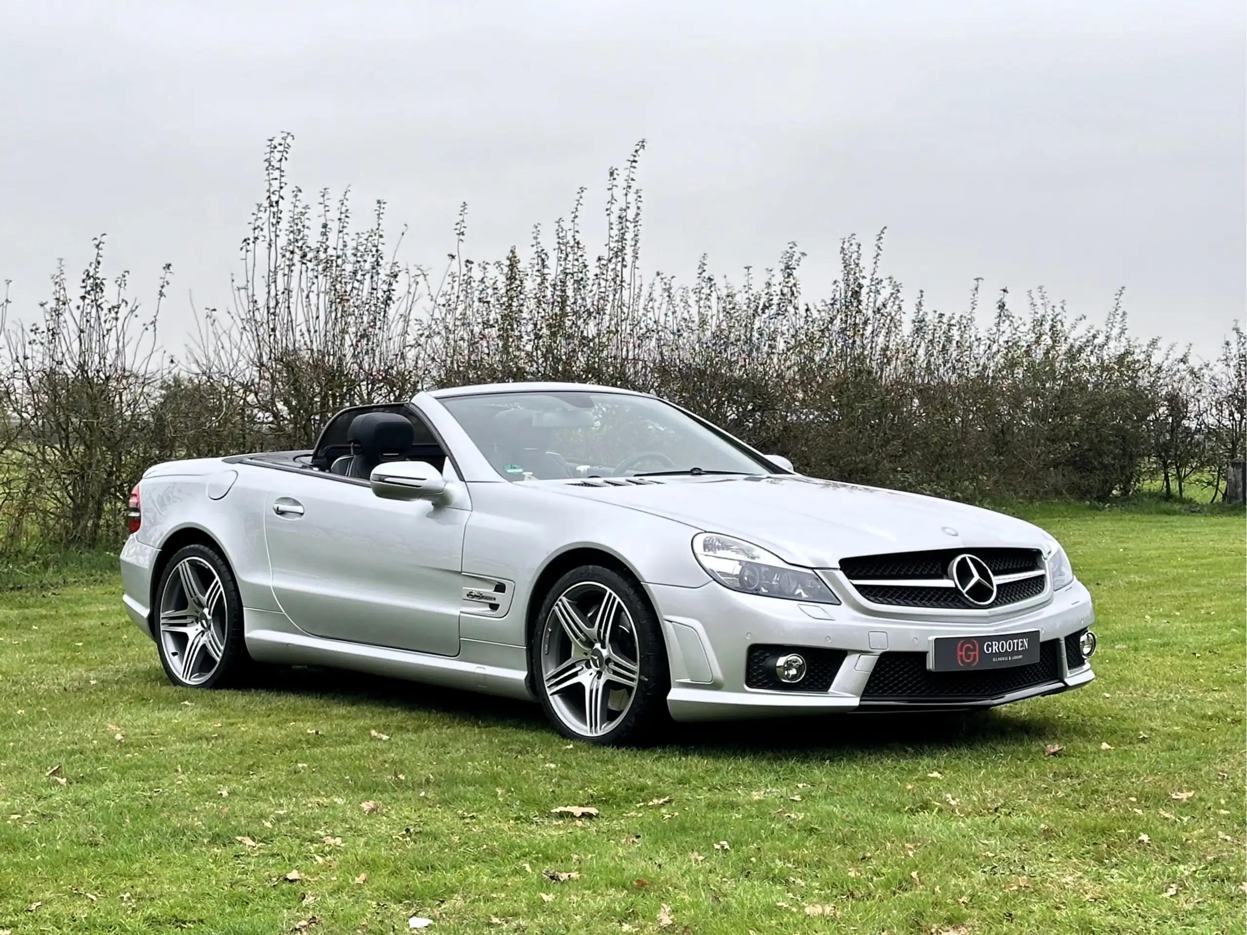 Mercedes-Benz - SL 63 AMG