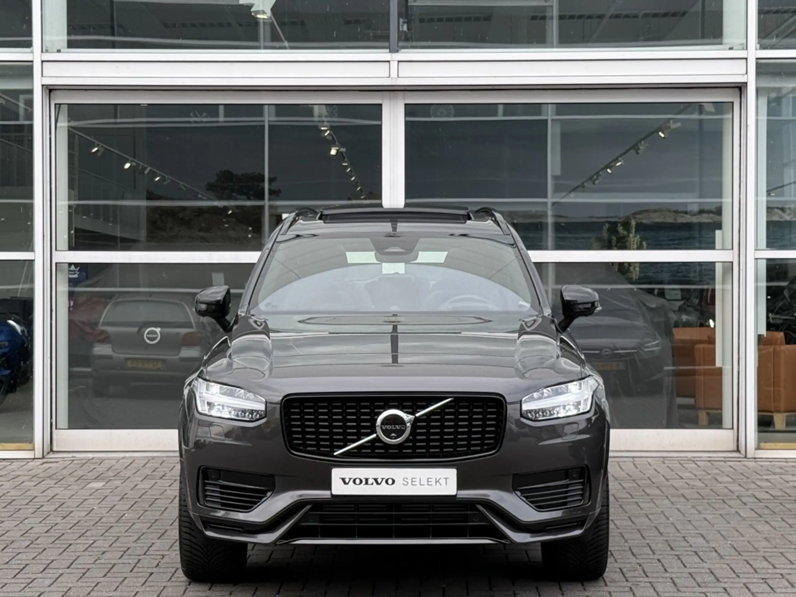 Volvo - XC90