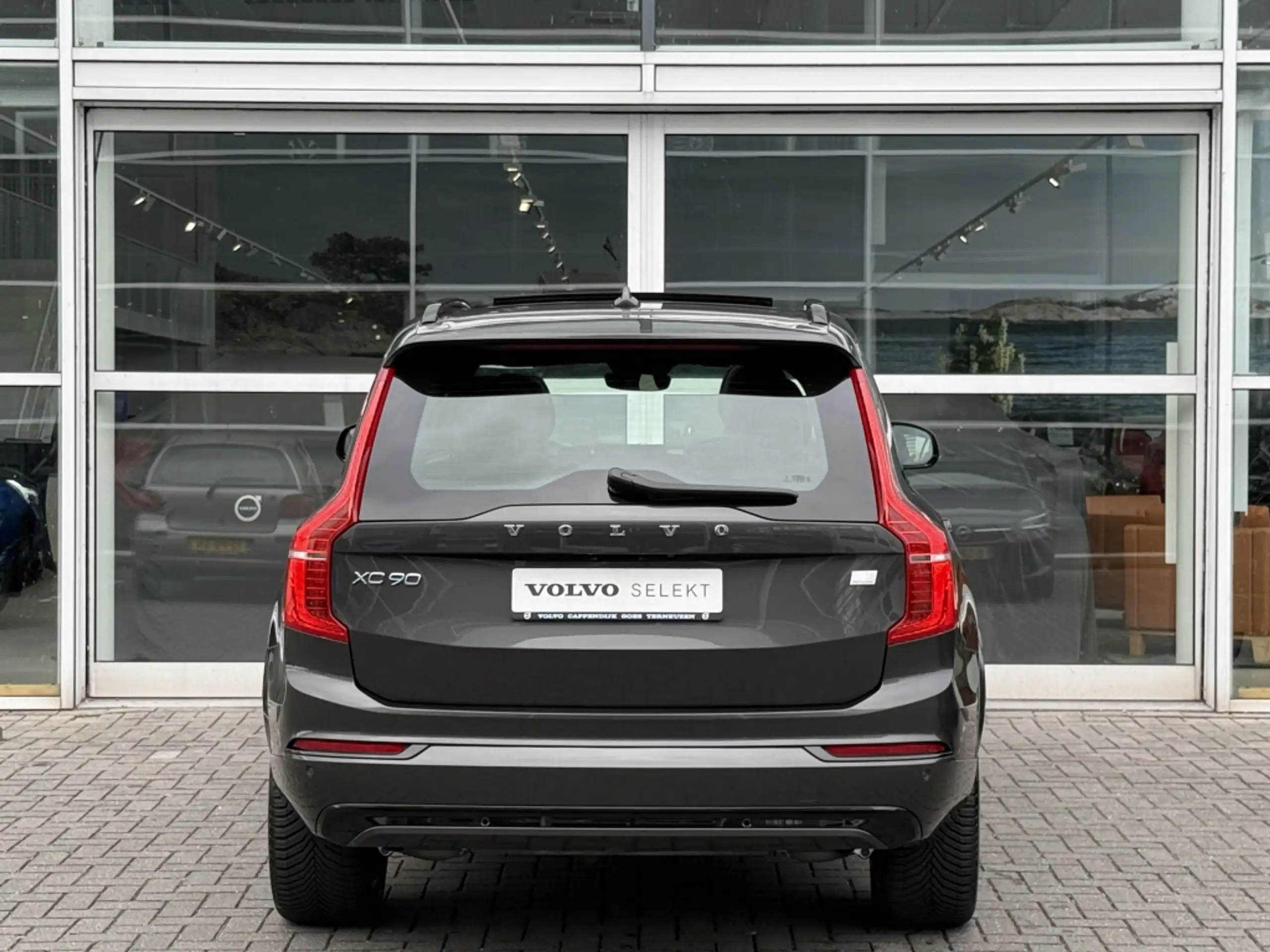 Volvo - XC90