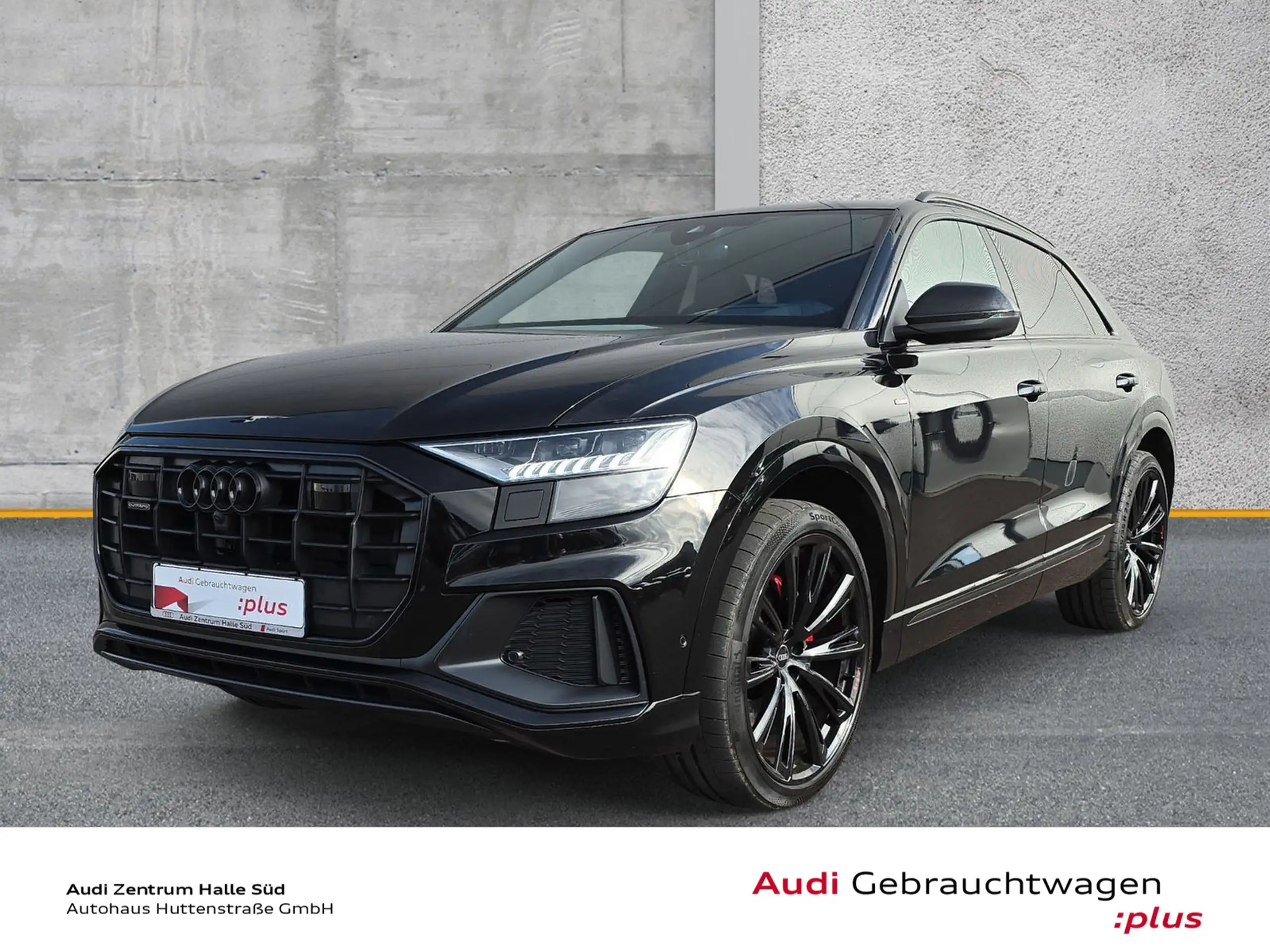 Audi - Q8