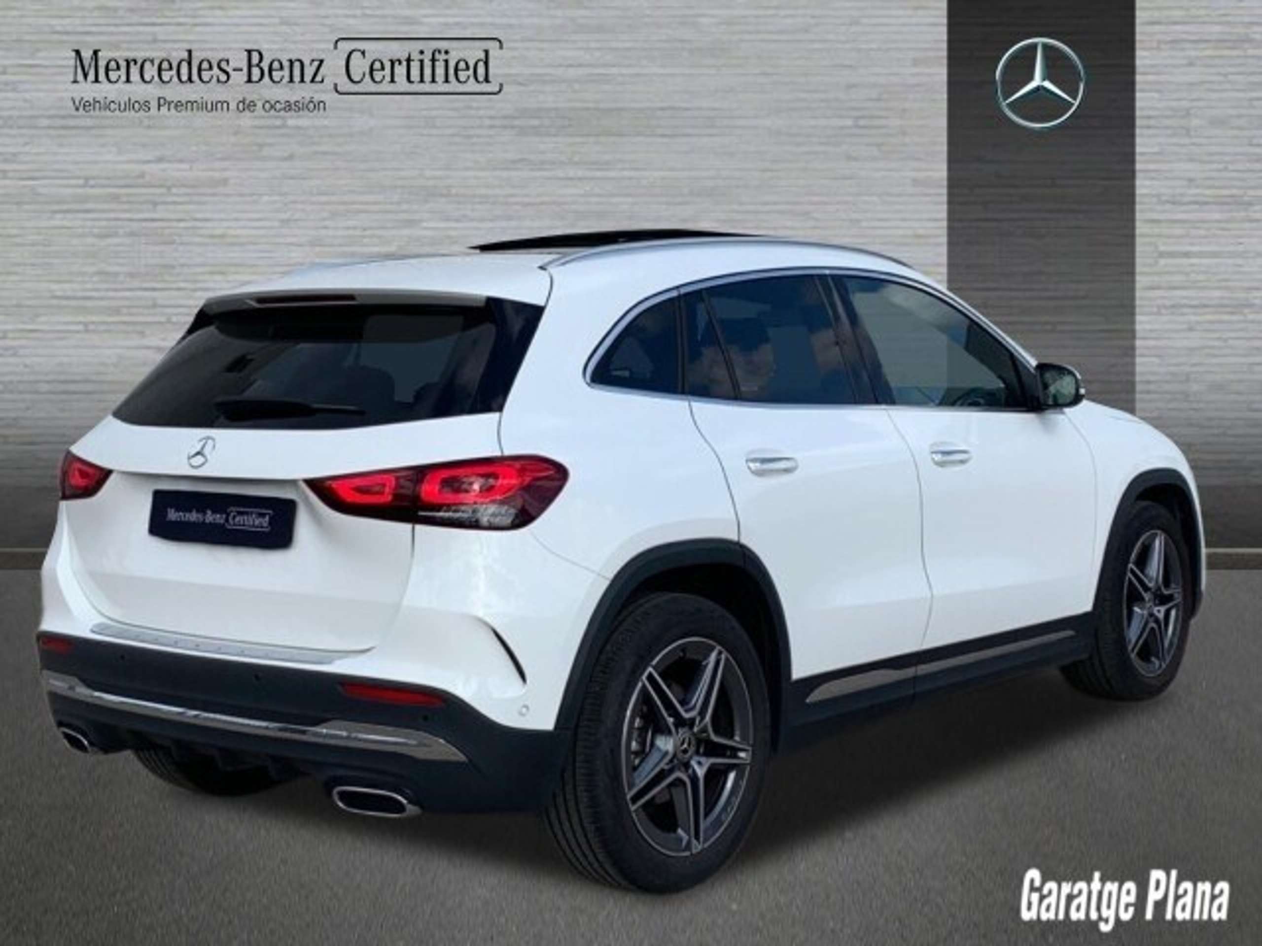 Mercedes-Benz - GLA 200