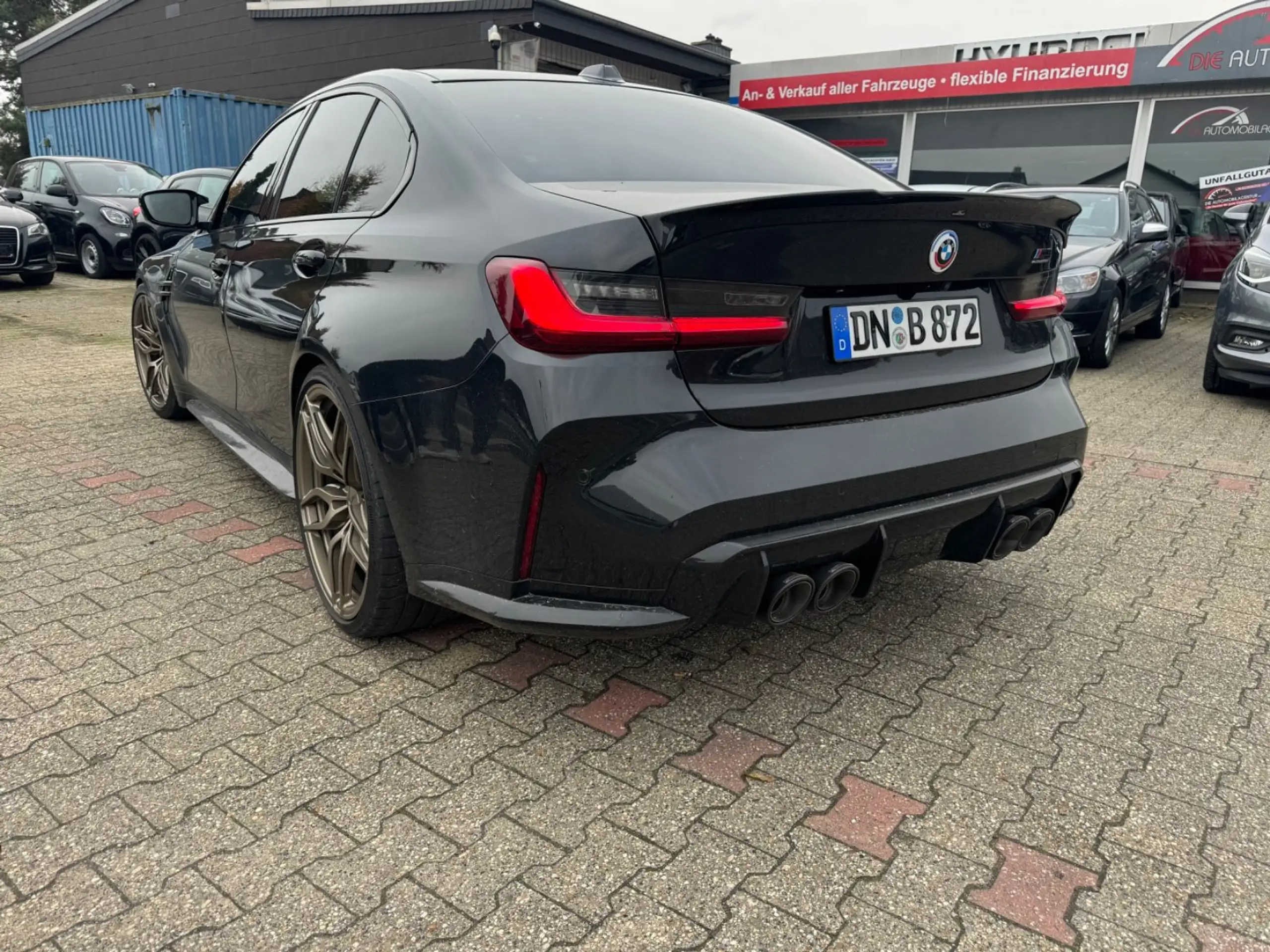 BMW - M3