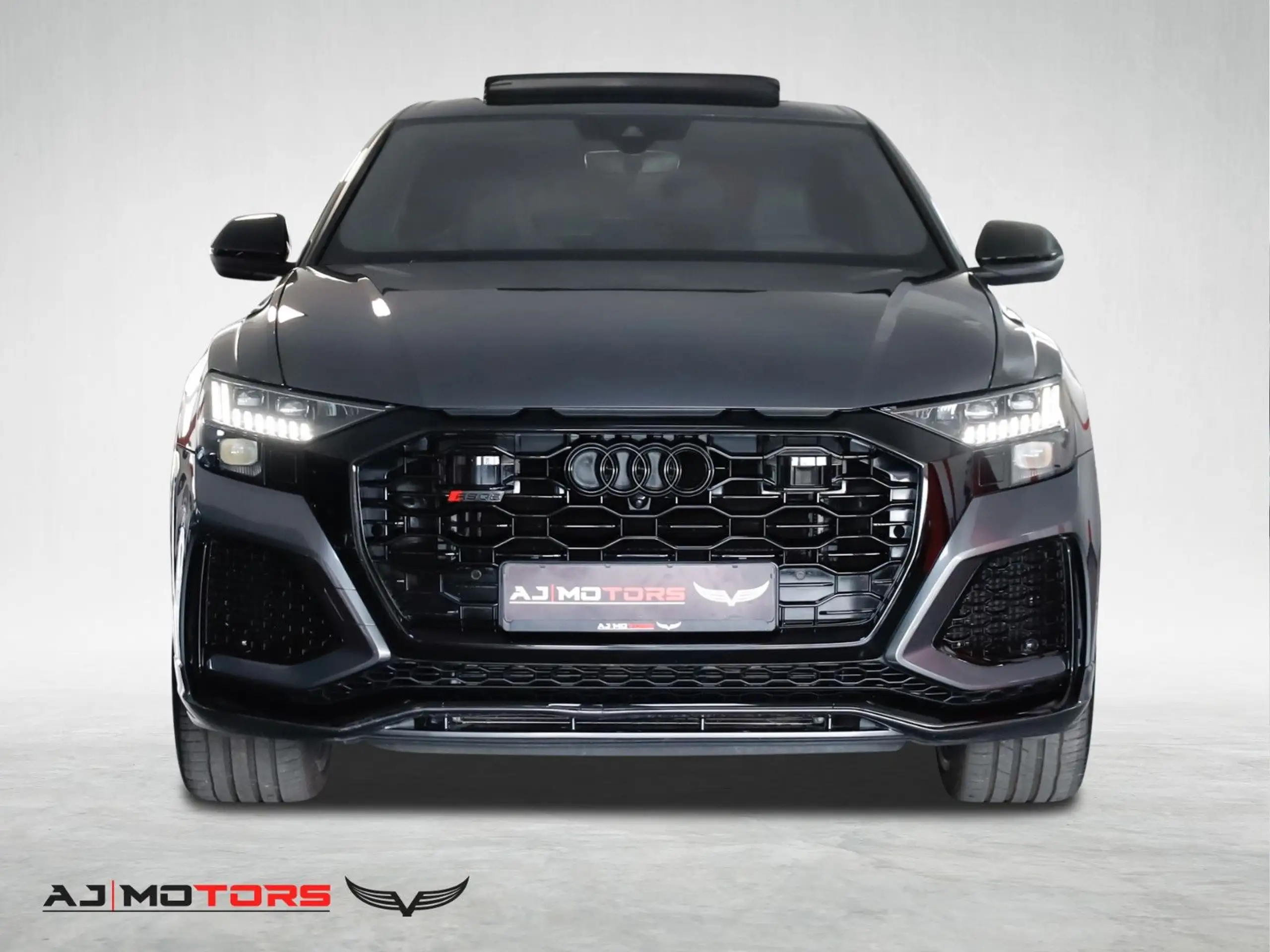 Audi - RS Q8