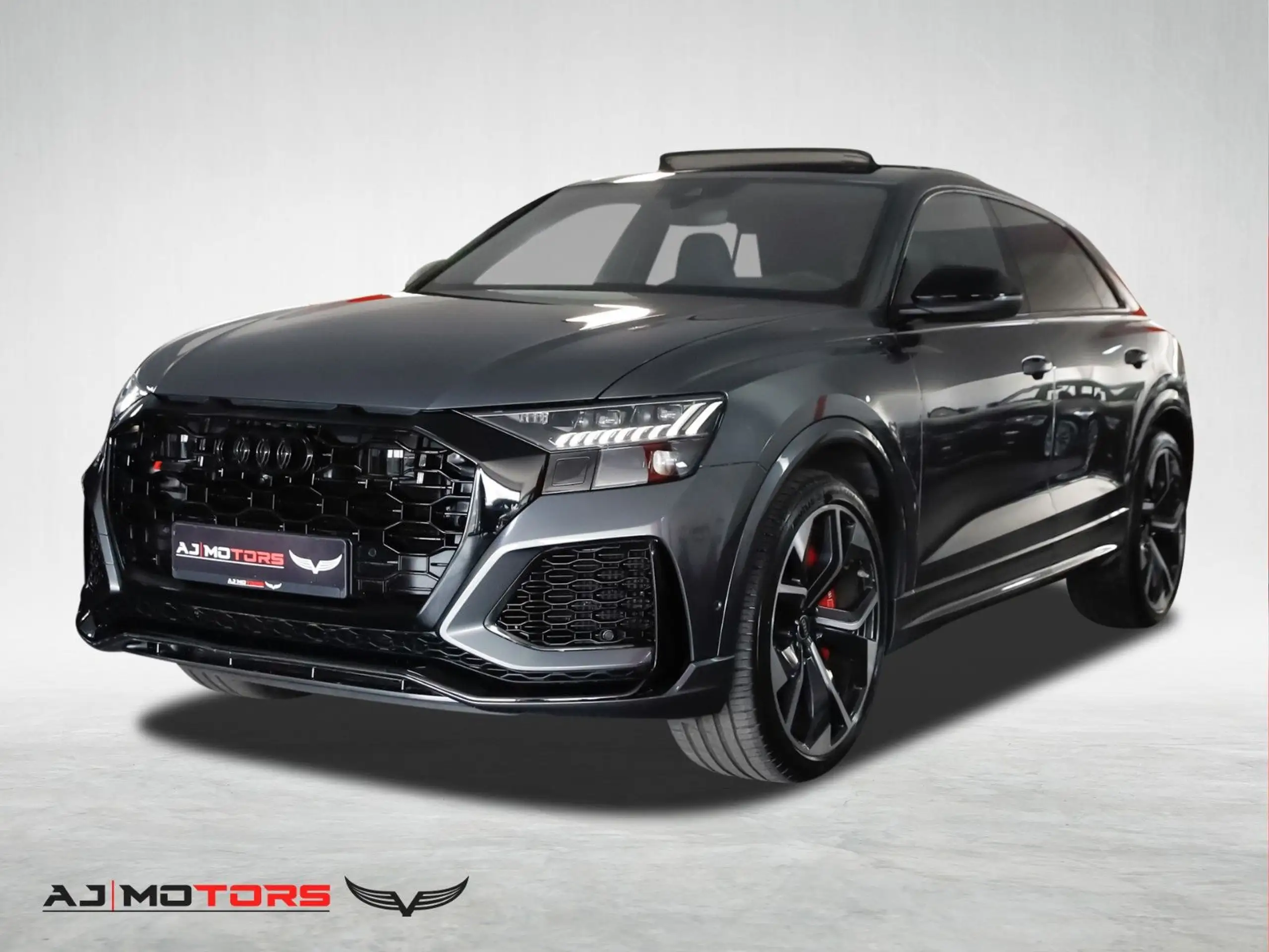 Audi - RS Q8