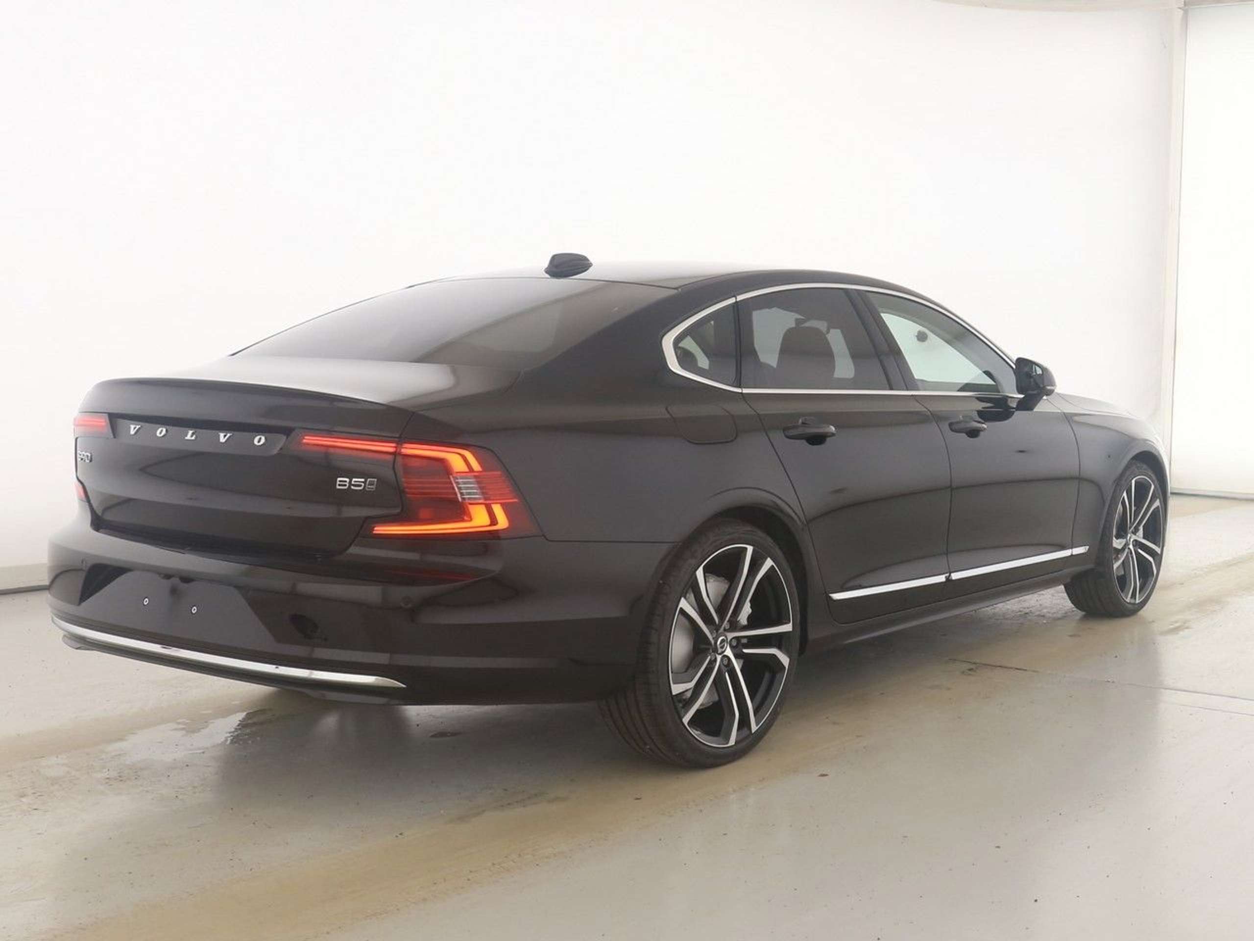 Volvo - S90