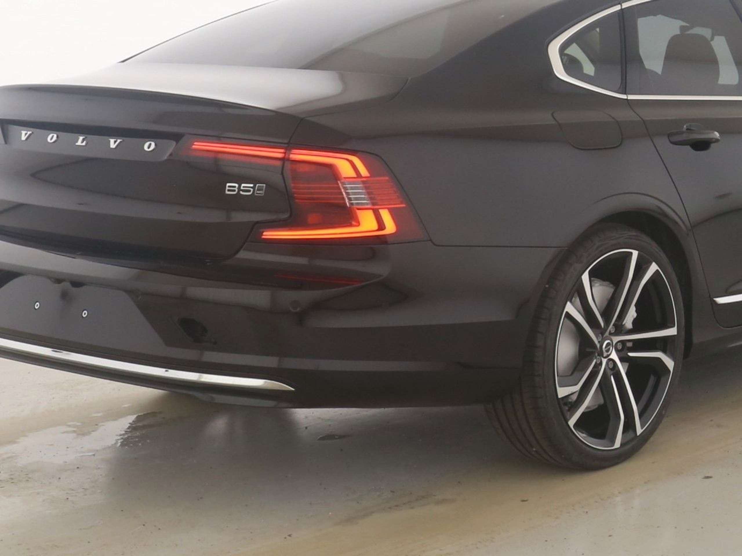 Volvo - S90