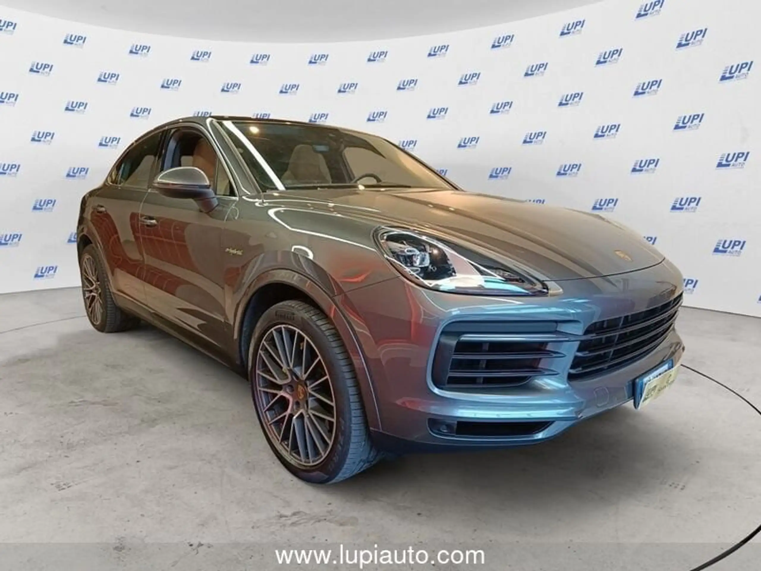 Porsche - Cayenne