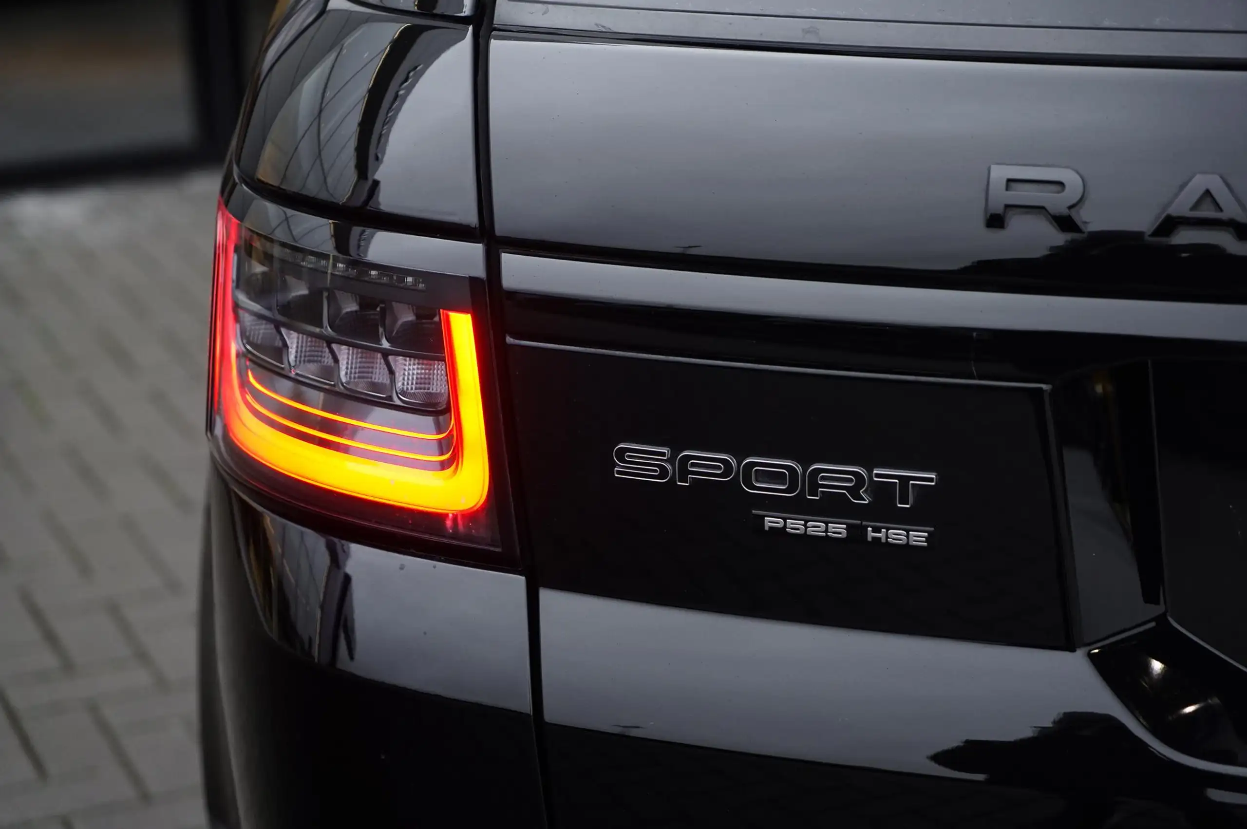 Land Rover - Range Rover Sport