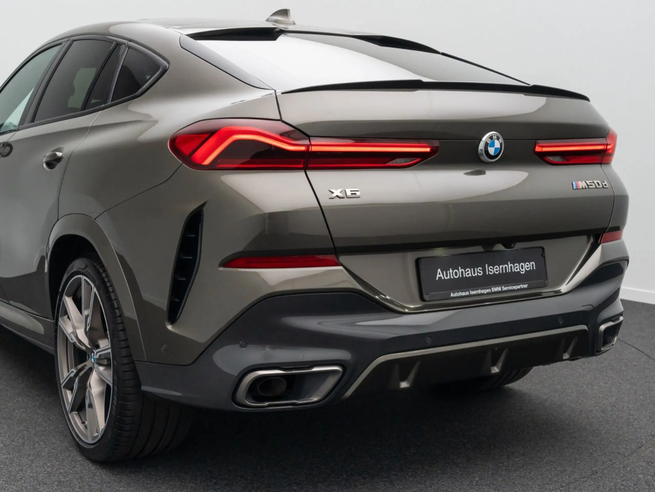 BMW - X6 M